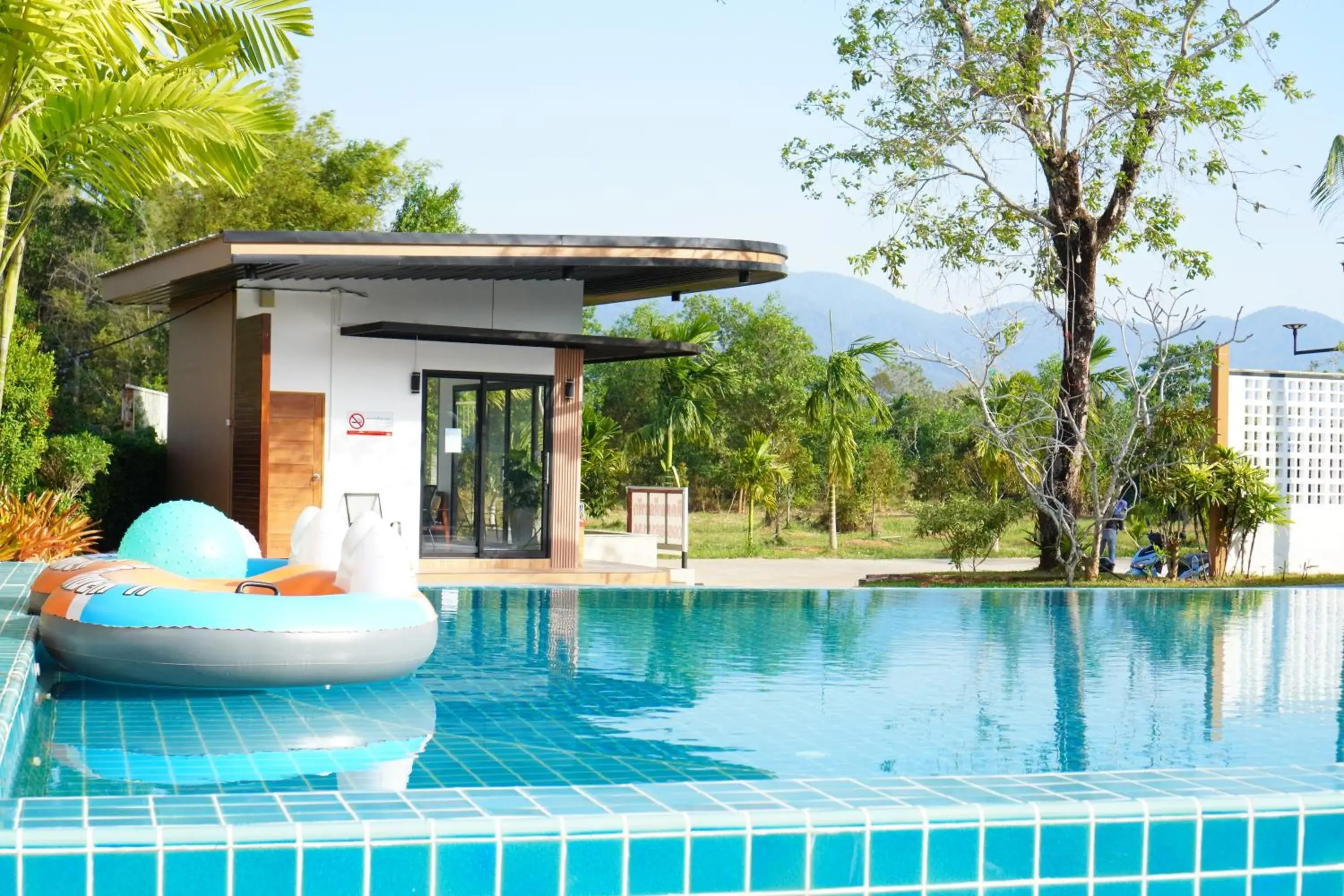 Pool view, Swimming Pool in Green Terrace Resort & Restaurant