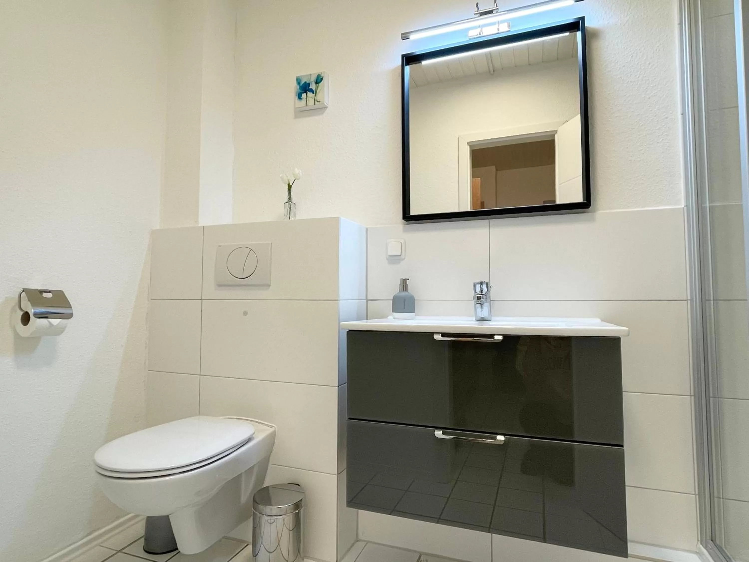 Bathroom in Hana Aparthotel