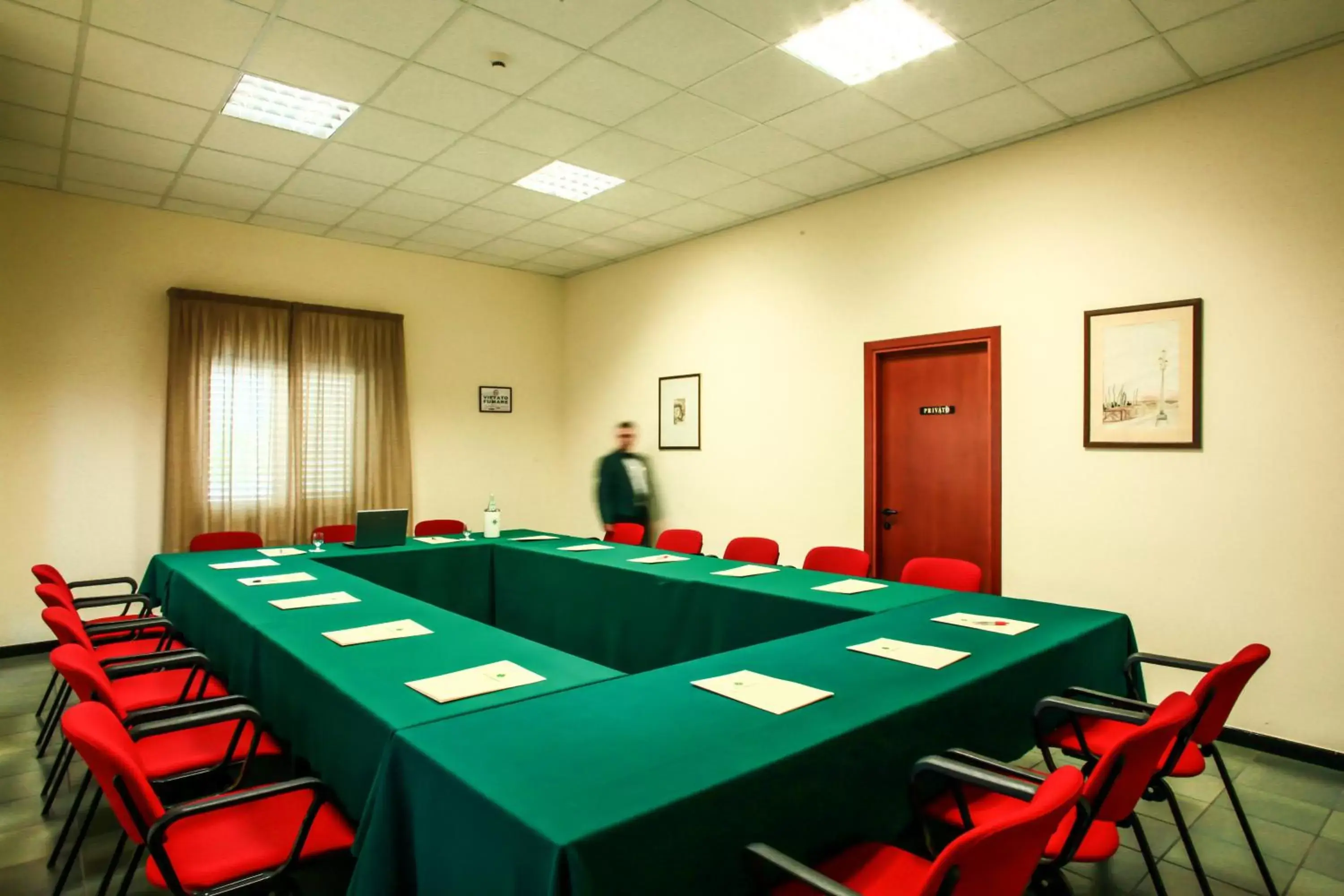 Business facilities in Hotel Quadrifoglio