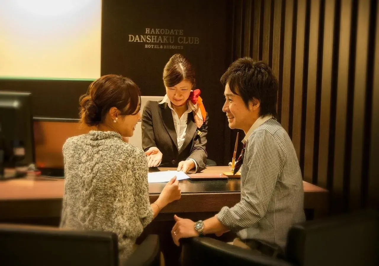 Staff in Hakodate Danshaku Club Hotel & Resorts