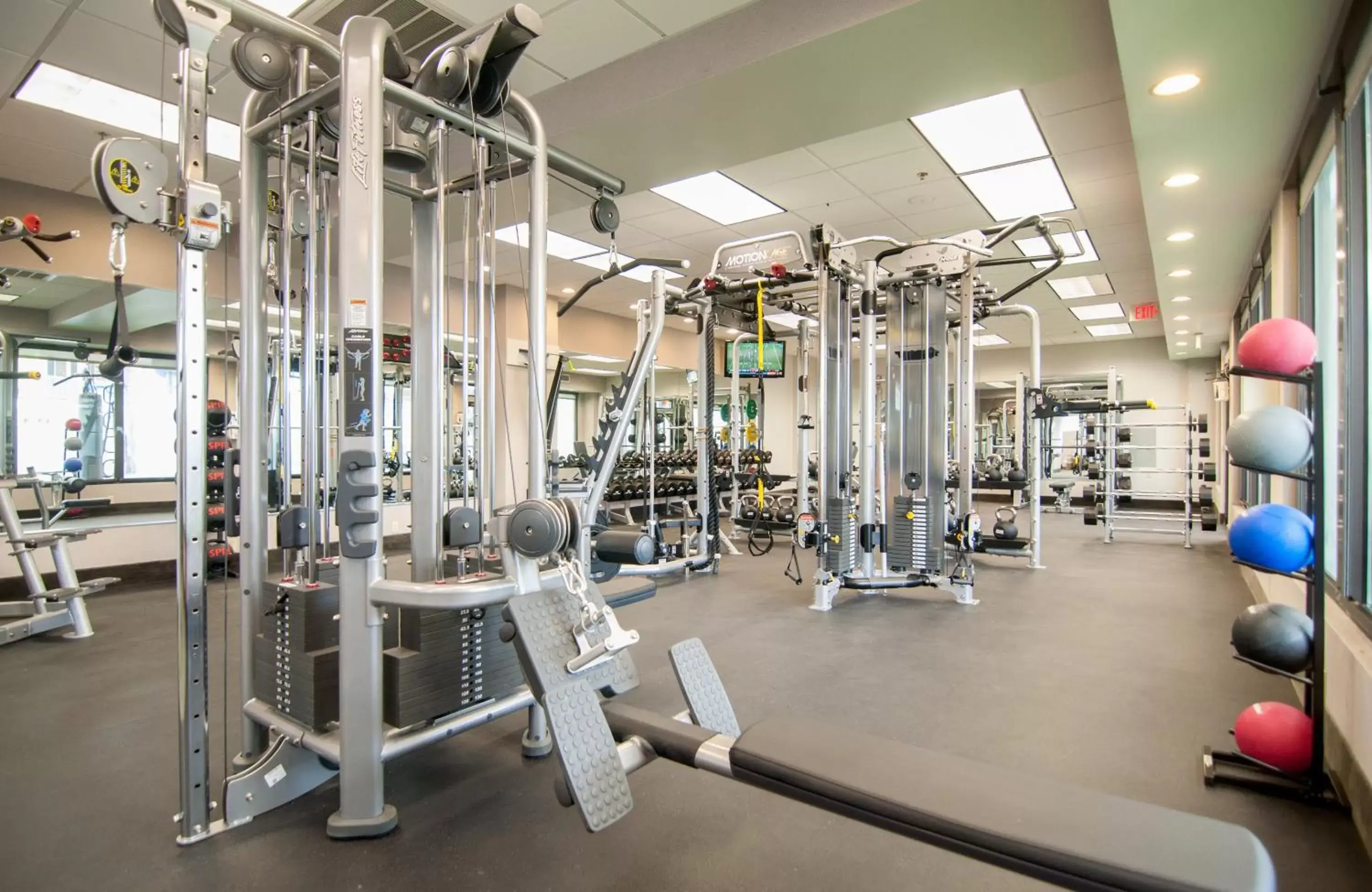 Fitness centre/facilities, Fitness Center/Facilities in Crowne Plaza Hotel Executive Center Baton Rouge, an IHG Hotel