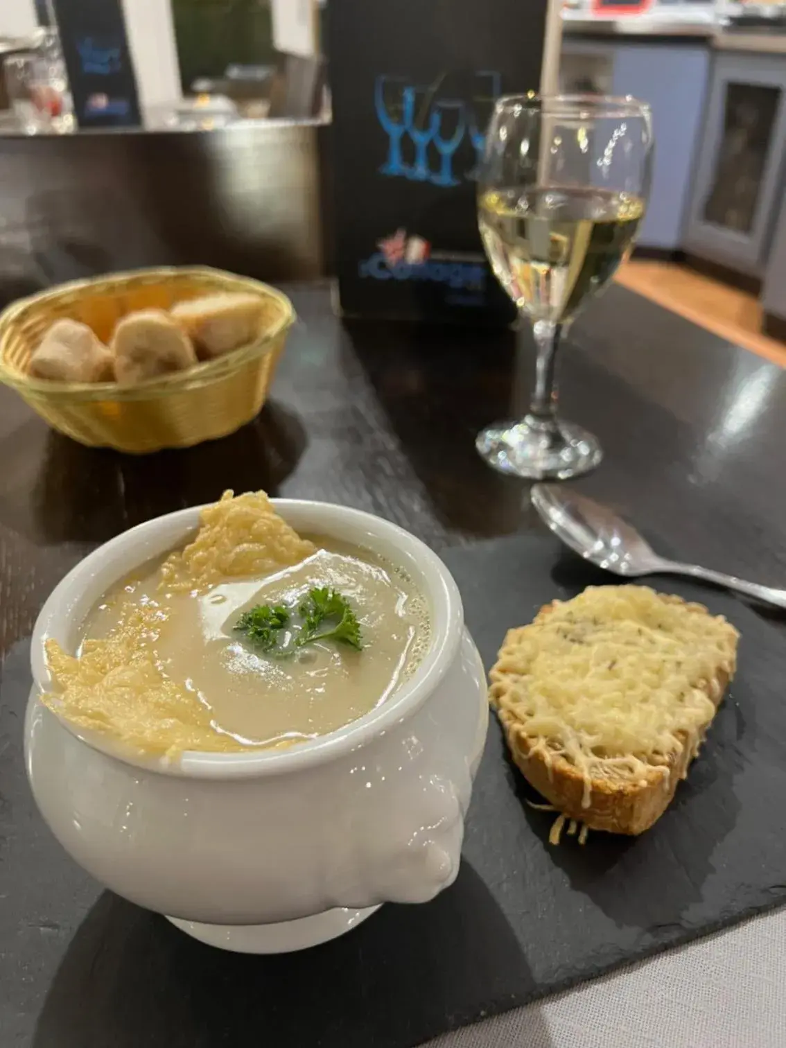 Restaurant/places to eat in Logis Cottage Hôtel Restaurant/places to eat in Logis Cottage Hôtel