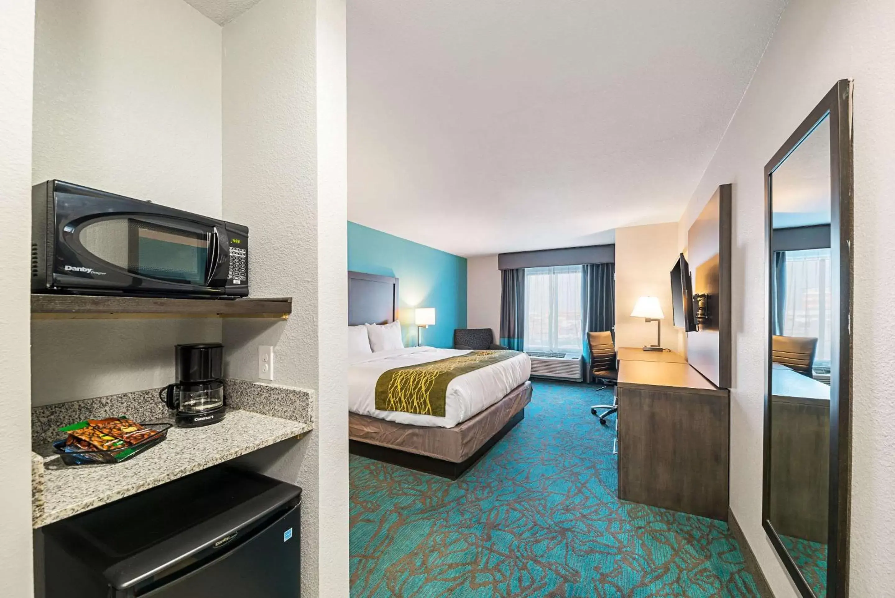 Photo of the whole room, Bed in Comfort Inn & Suites Oklahoma City near Bricktown Photo of the whole room, Bed in Comfort Inn & Suites Oklahoma City near Bricktown