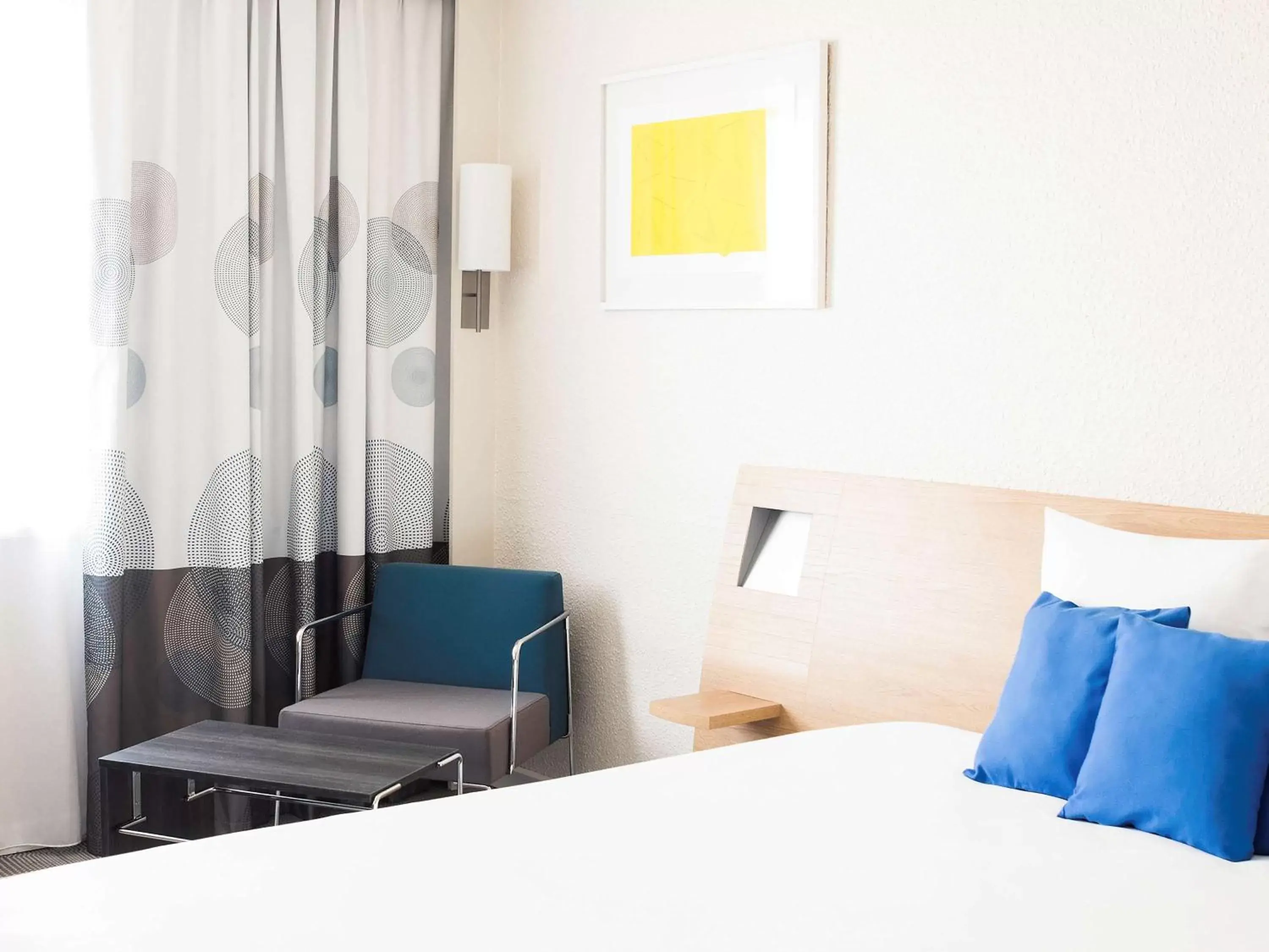 Photo of the whole room, Bed in Novotel Toulouse Purpan Aéroport