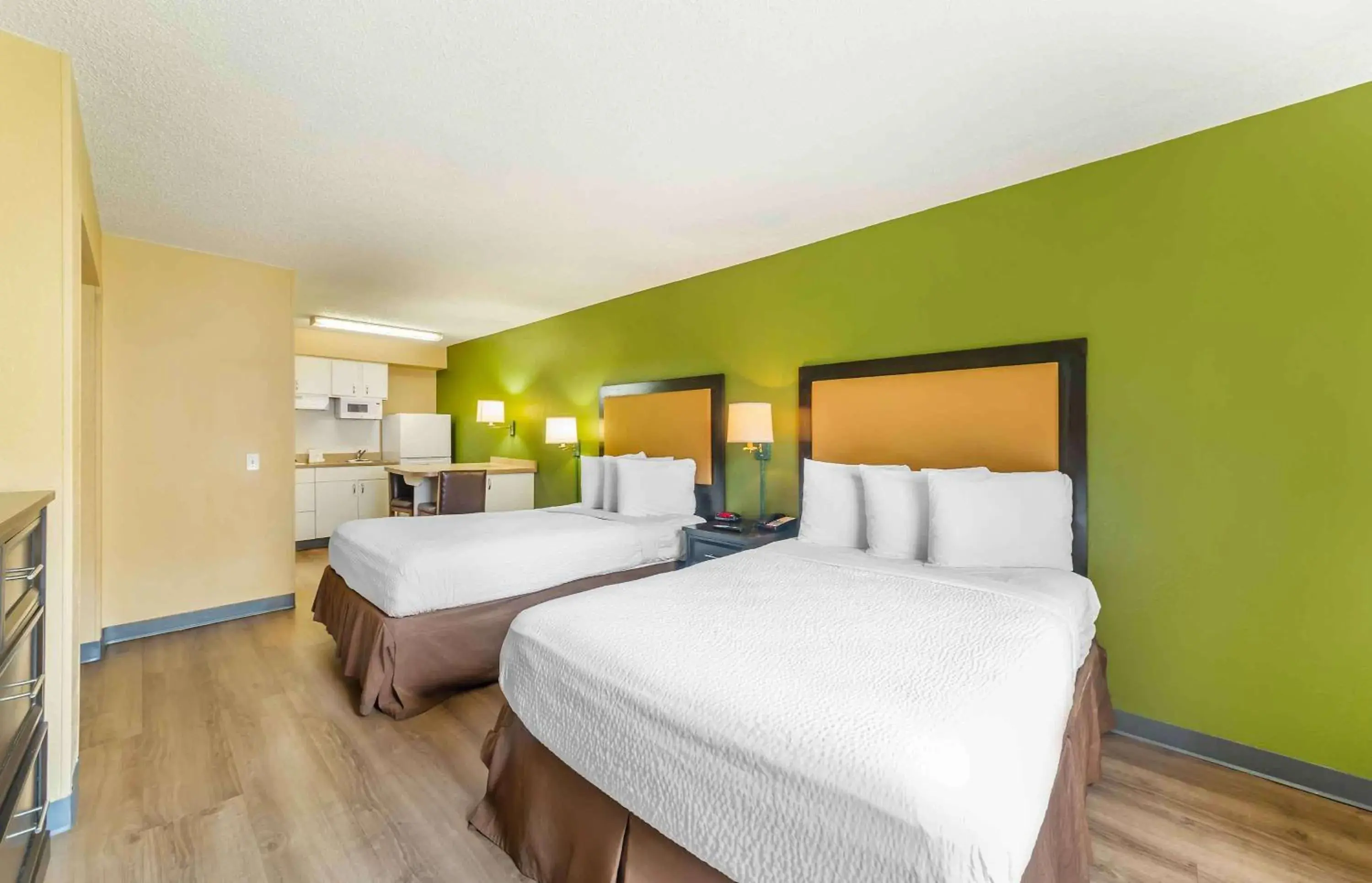 Bedroom, Bed in Extended Stay America Suites - Fort Lauderdale - Tamarac