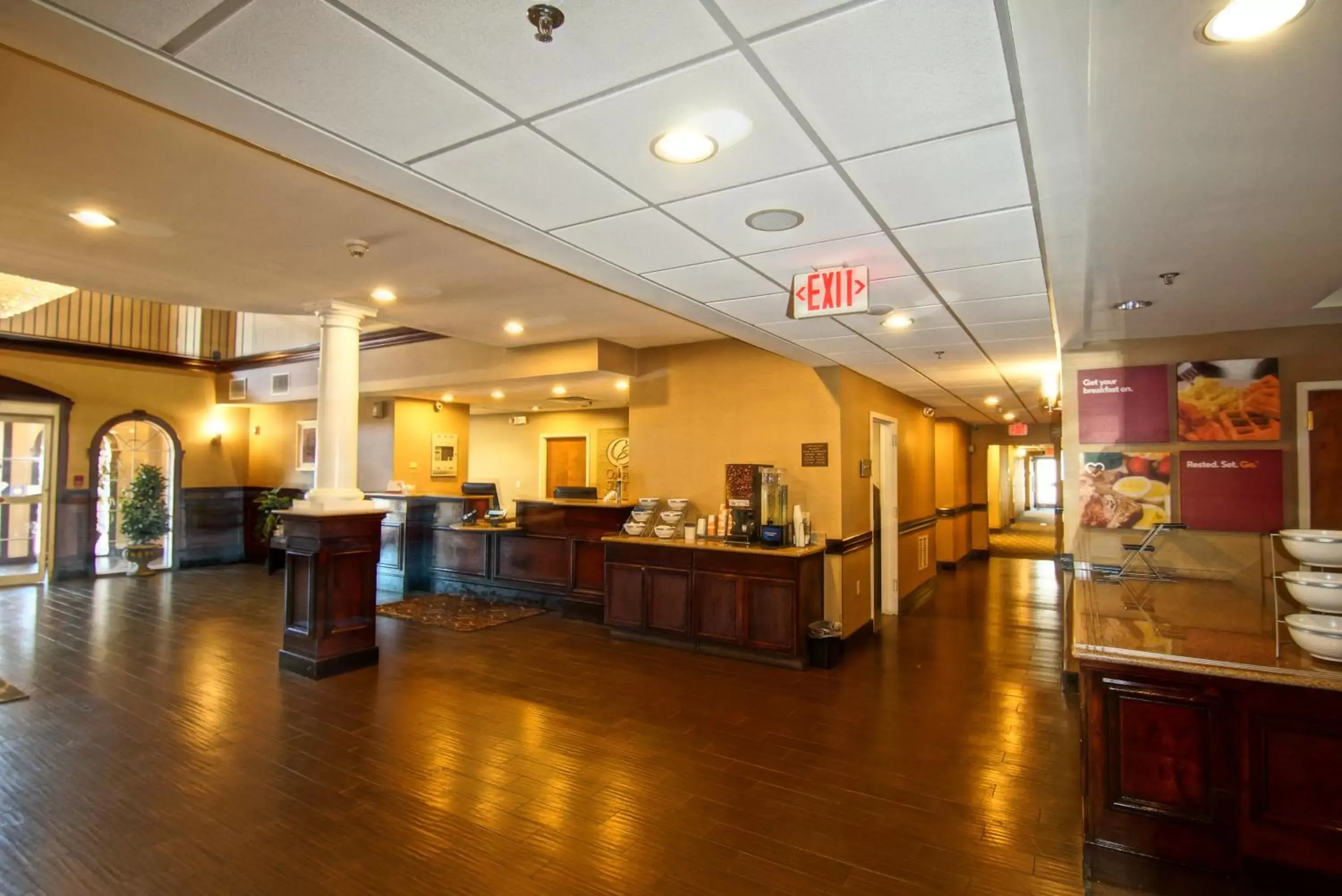 Lobby or reception in Comfort Suites Near University Lobby or reception in Comfort Suites Near University