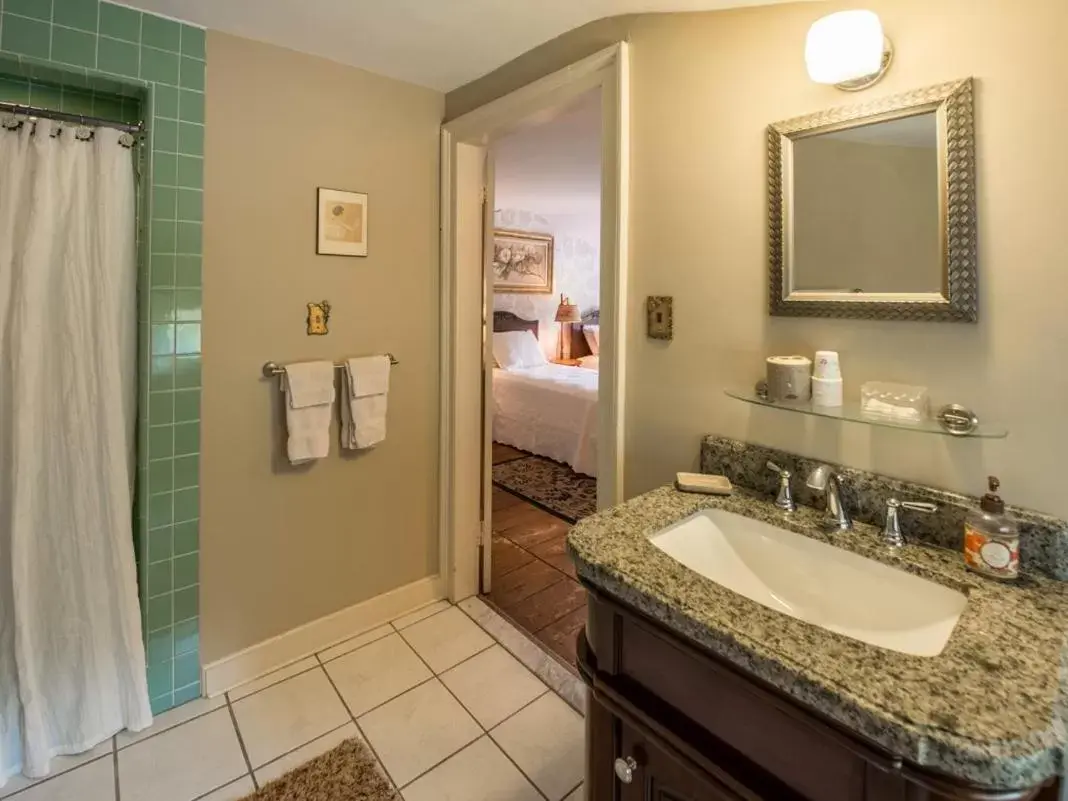 Bathroom in The Neighbour House B&B