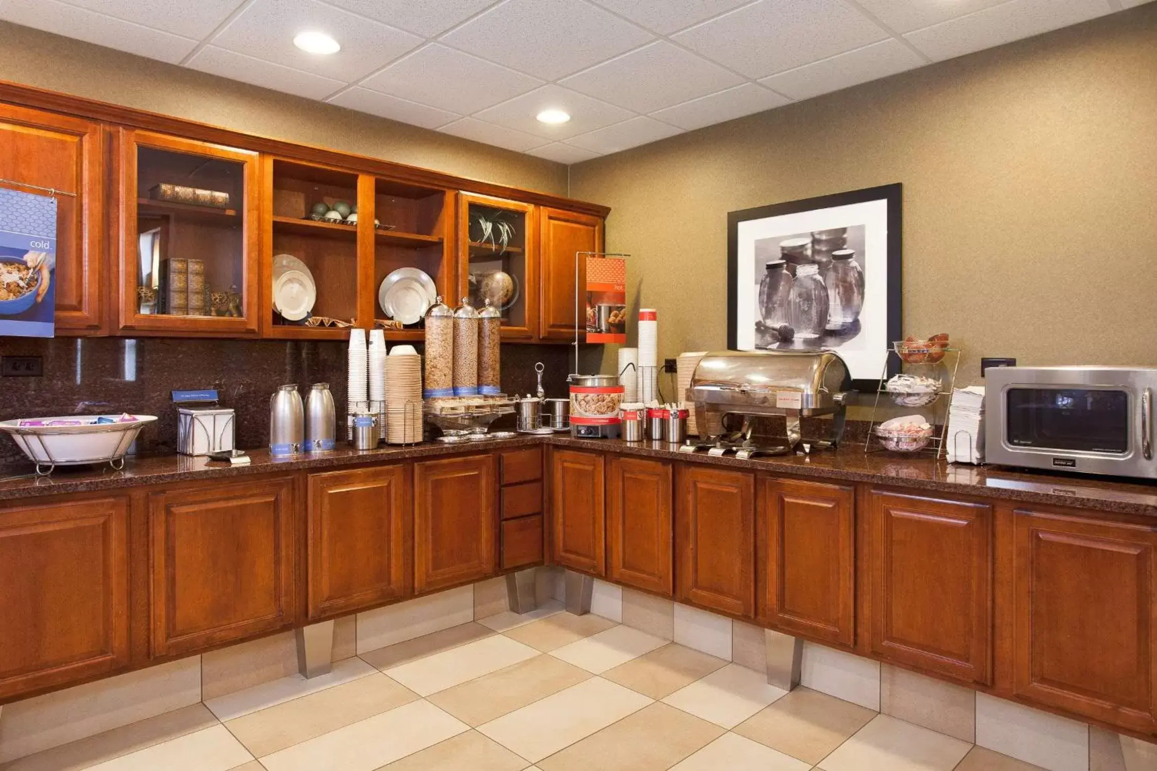 Dining area, Restaurant/Places to Eat in Hampton Inn & Suites Addison