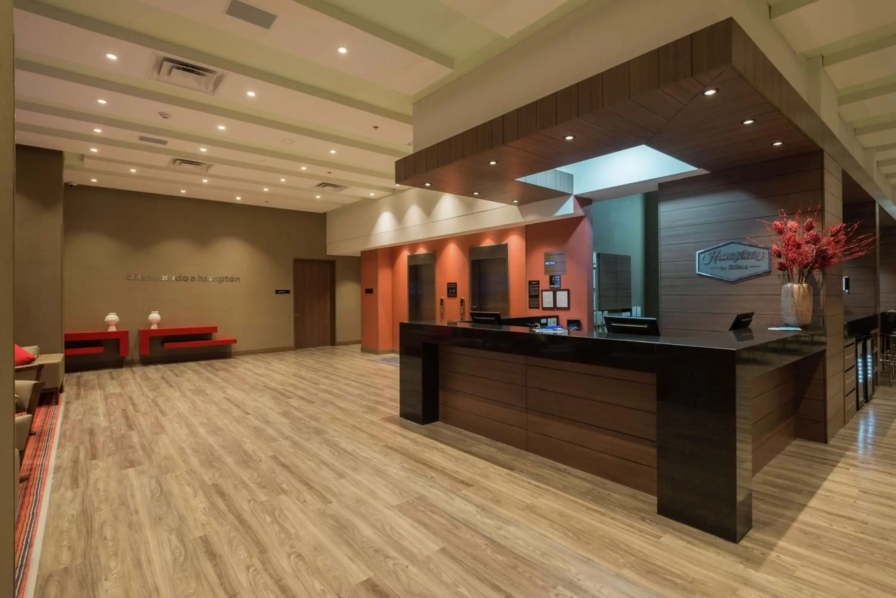 Lobby or reception, Lobby/Reception in Hampton By Hilton Bogota Airport