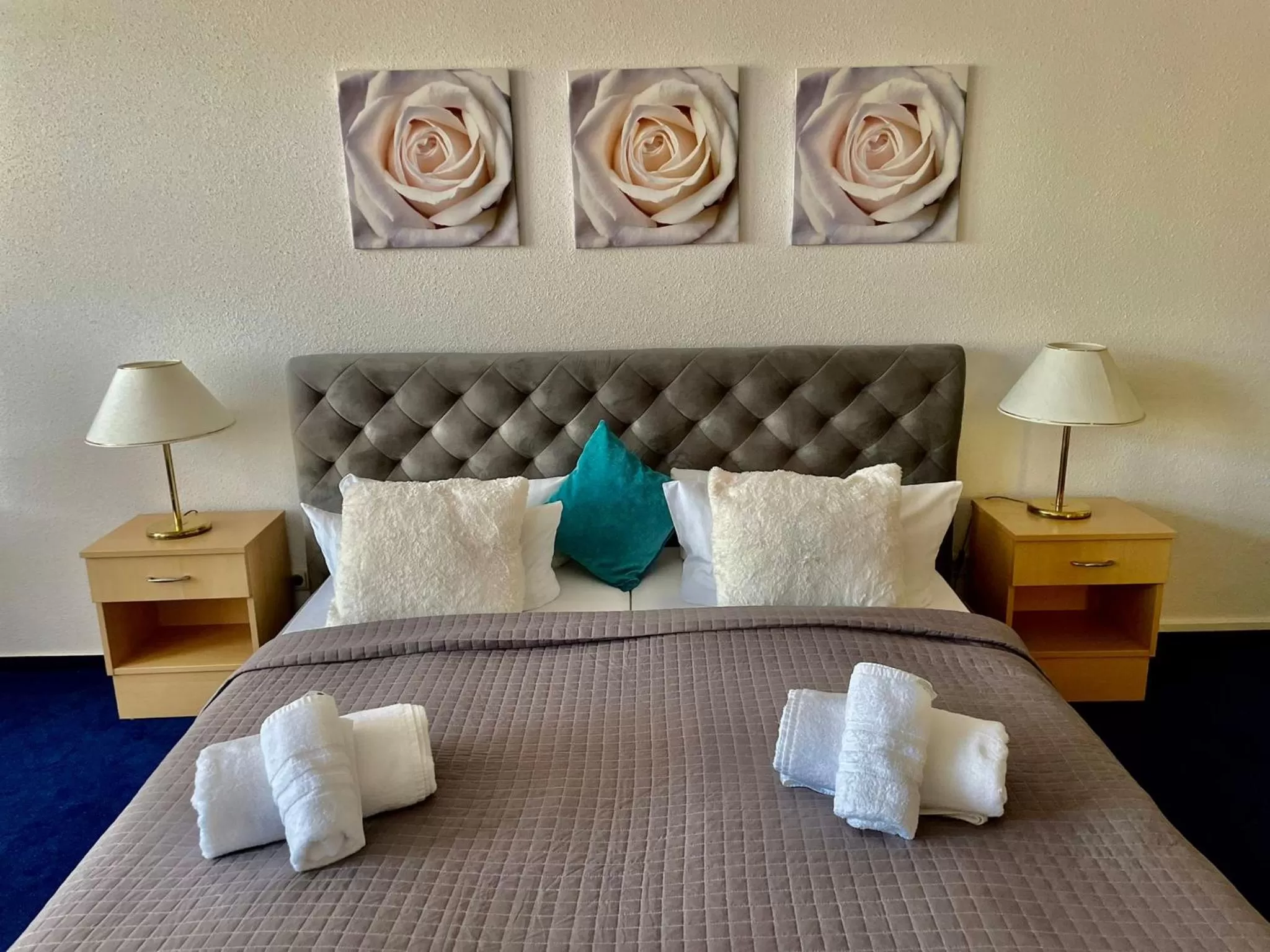 Photo of the whole room, Bed in Parkhotel Waldschlösschen