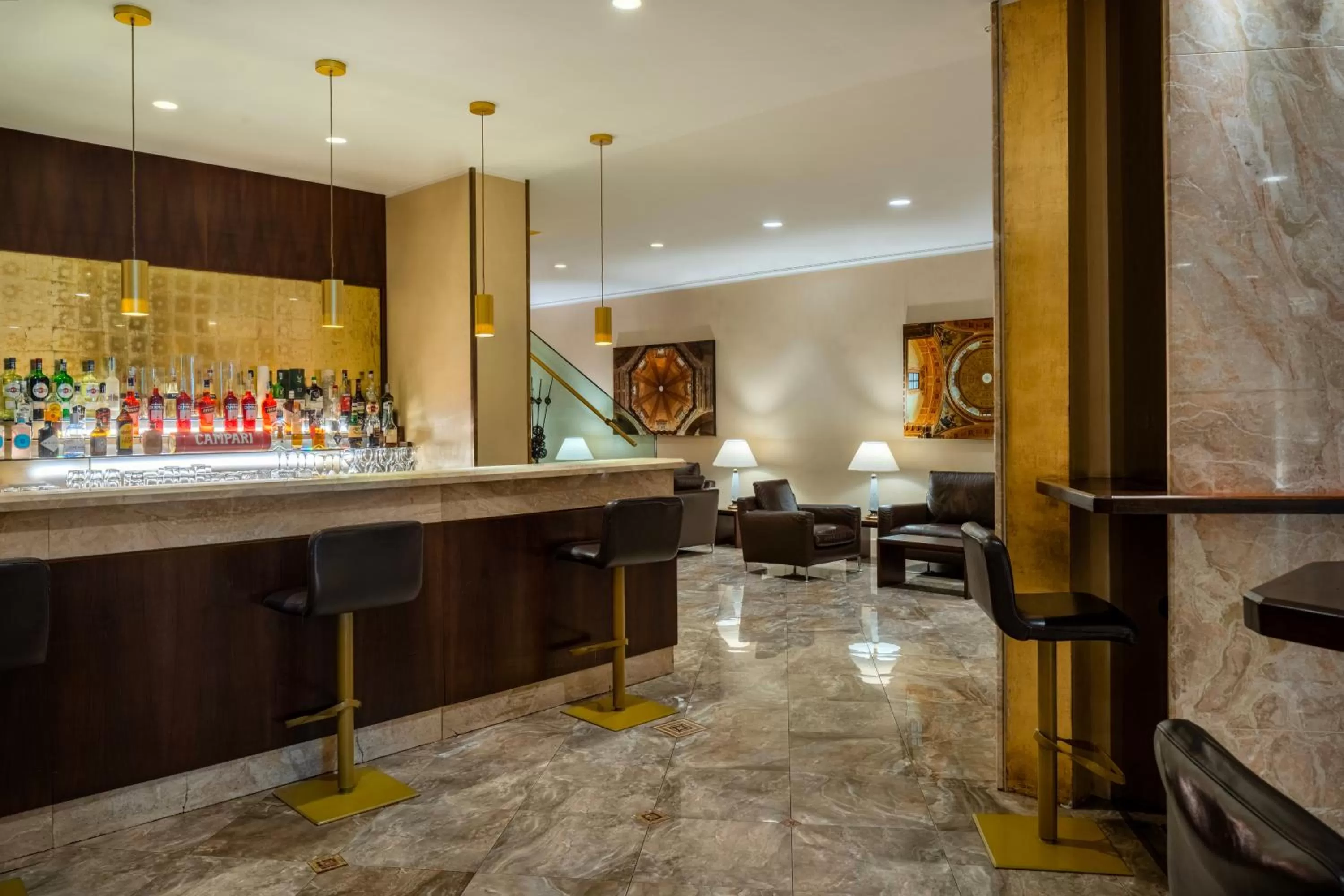 Lounge or bar in UNA Hotels Galles Milano