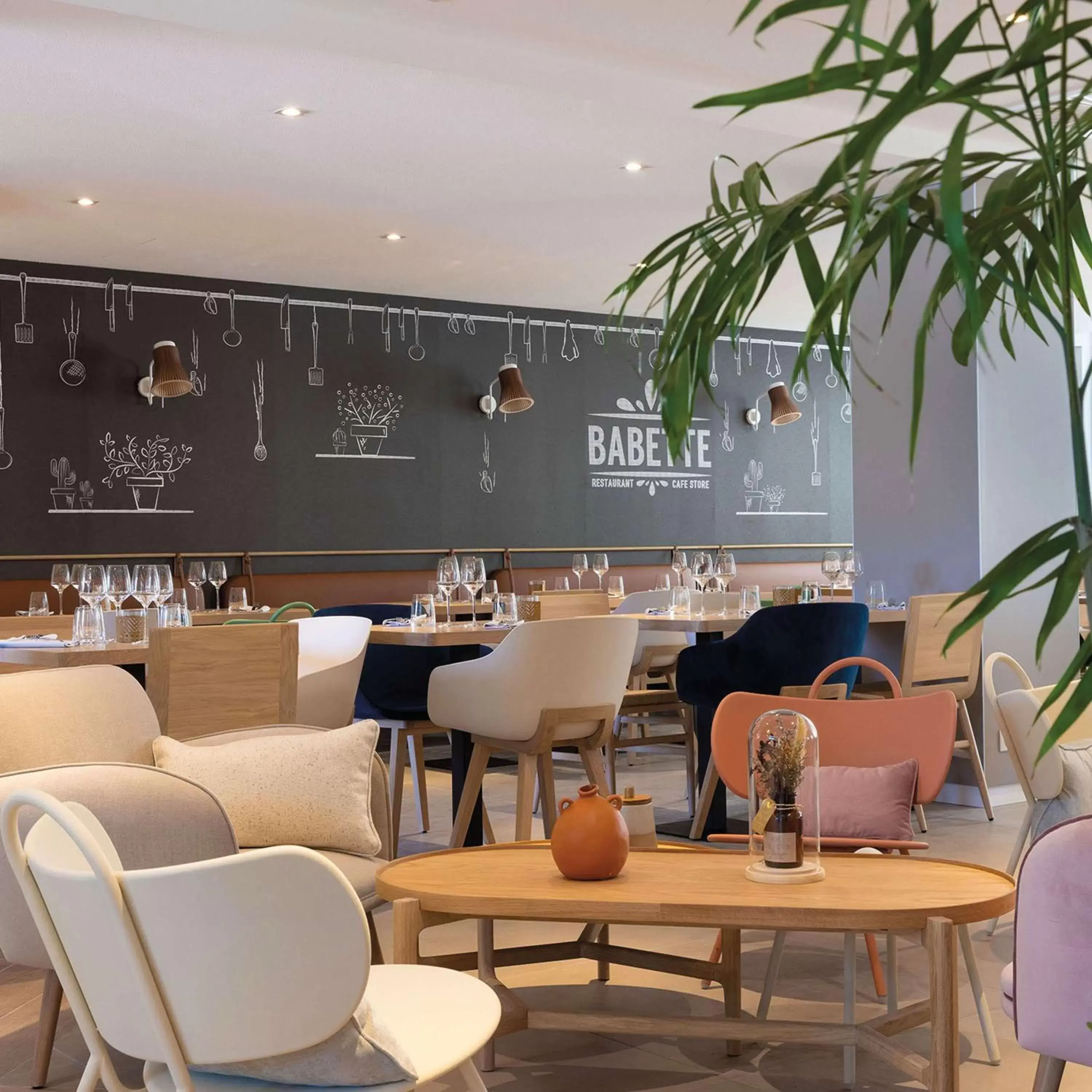 Lounge or bar, Restaurant/Places to Eat in Hilton Garden Inn Tours Centre, France