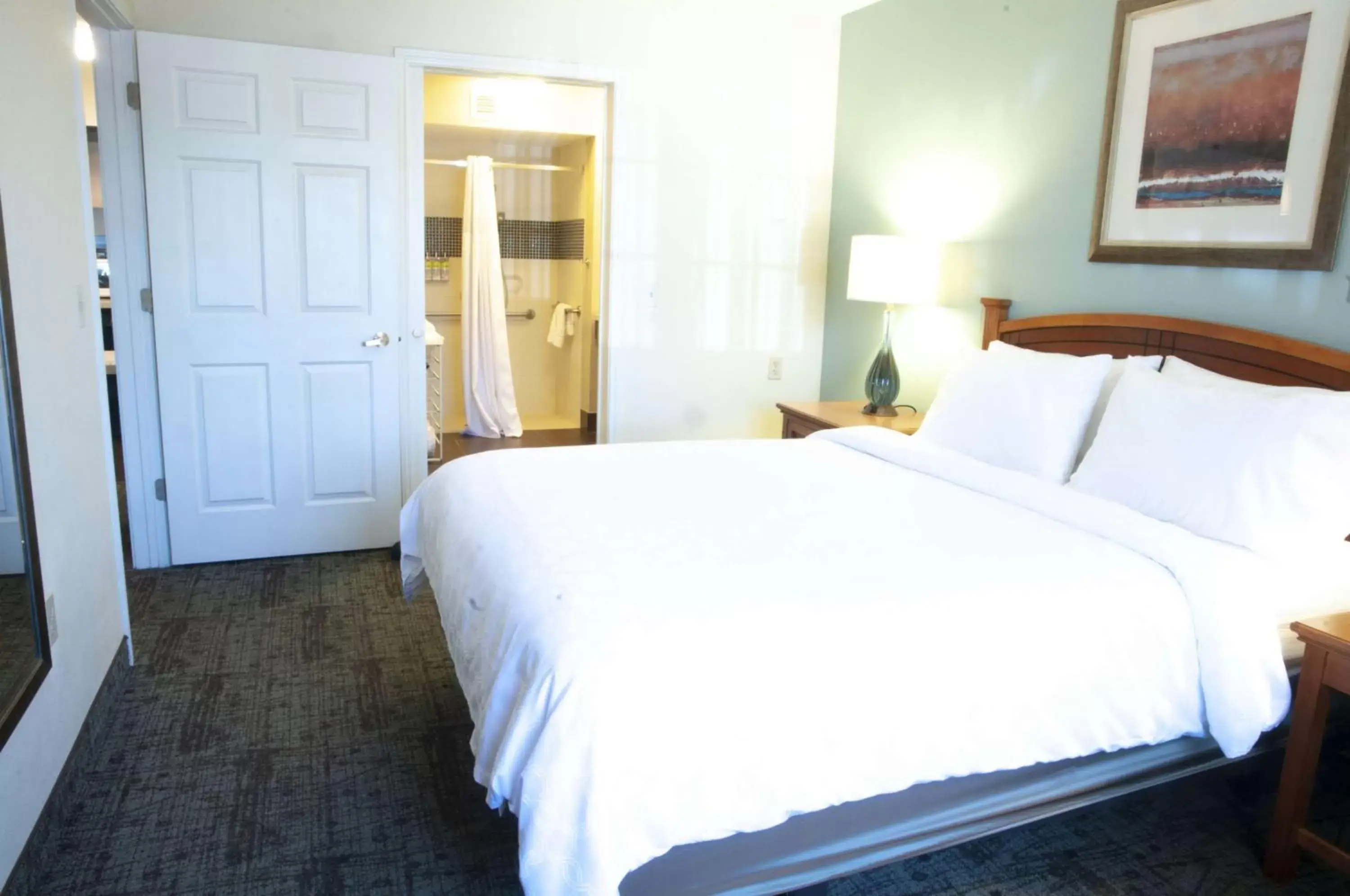 Bed in Sonesta ES Suites Denver South - Park Meadows