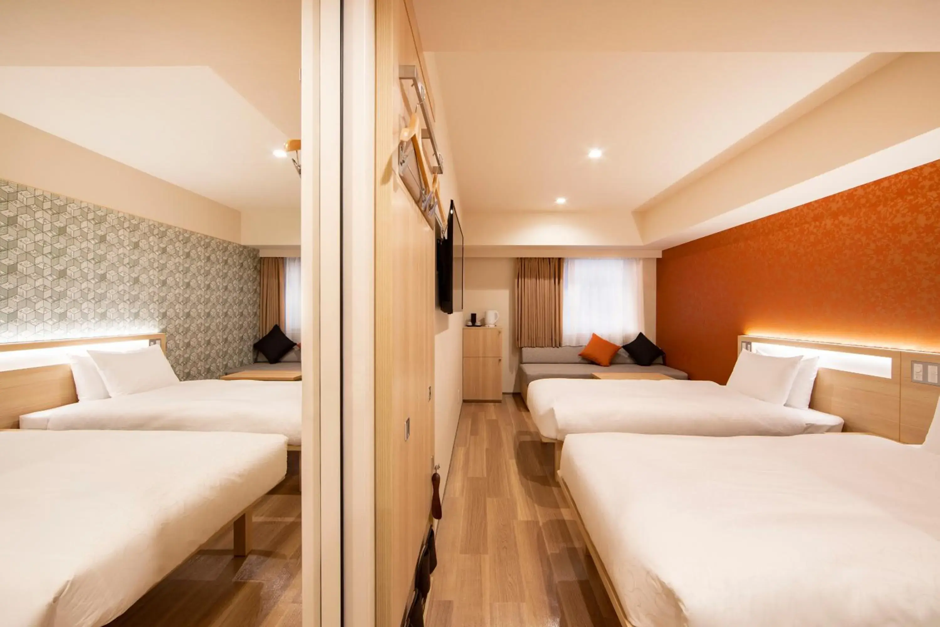 Bed in karaksa hotel TOKYO STATION