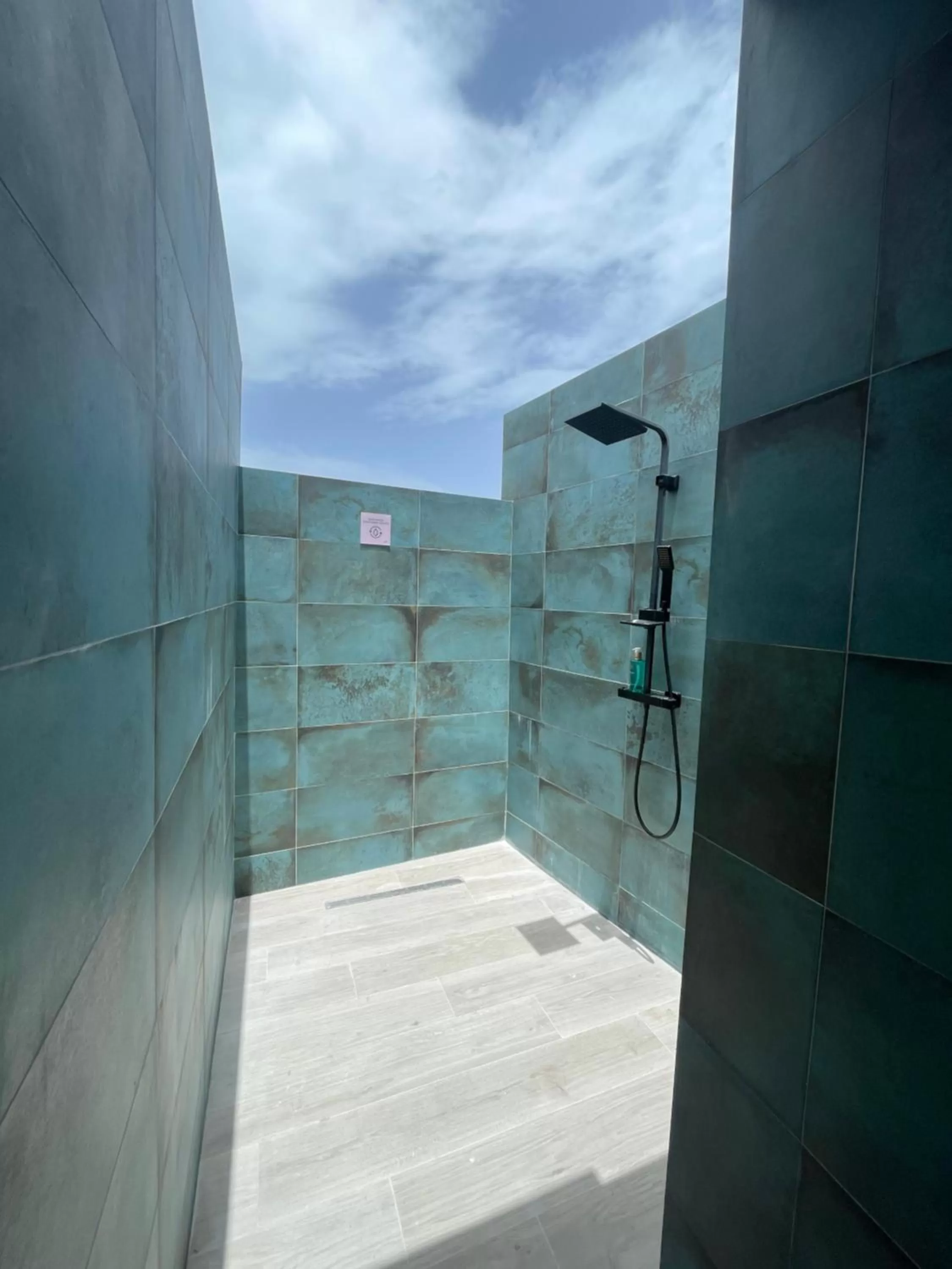 Double Room with Private External Bathroom in La Calma Poshtel