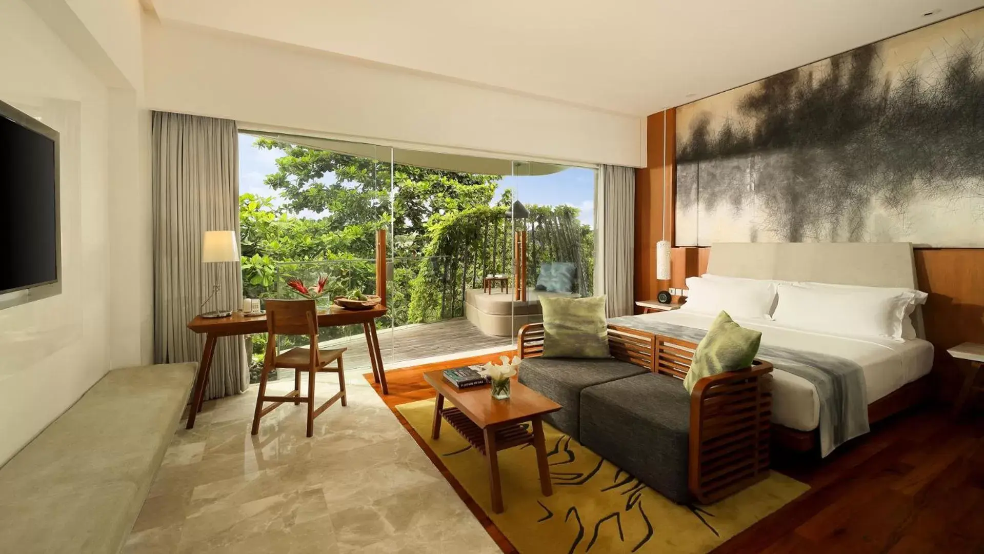 Impressive Nest Suite King Bed in Maya Sanur Resort & Spa Impressive Nest Suite King Bed in Maya Sanur Resort & Spa