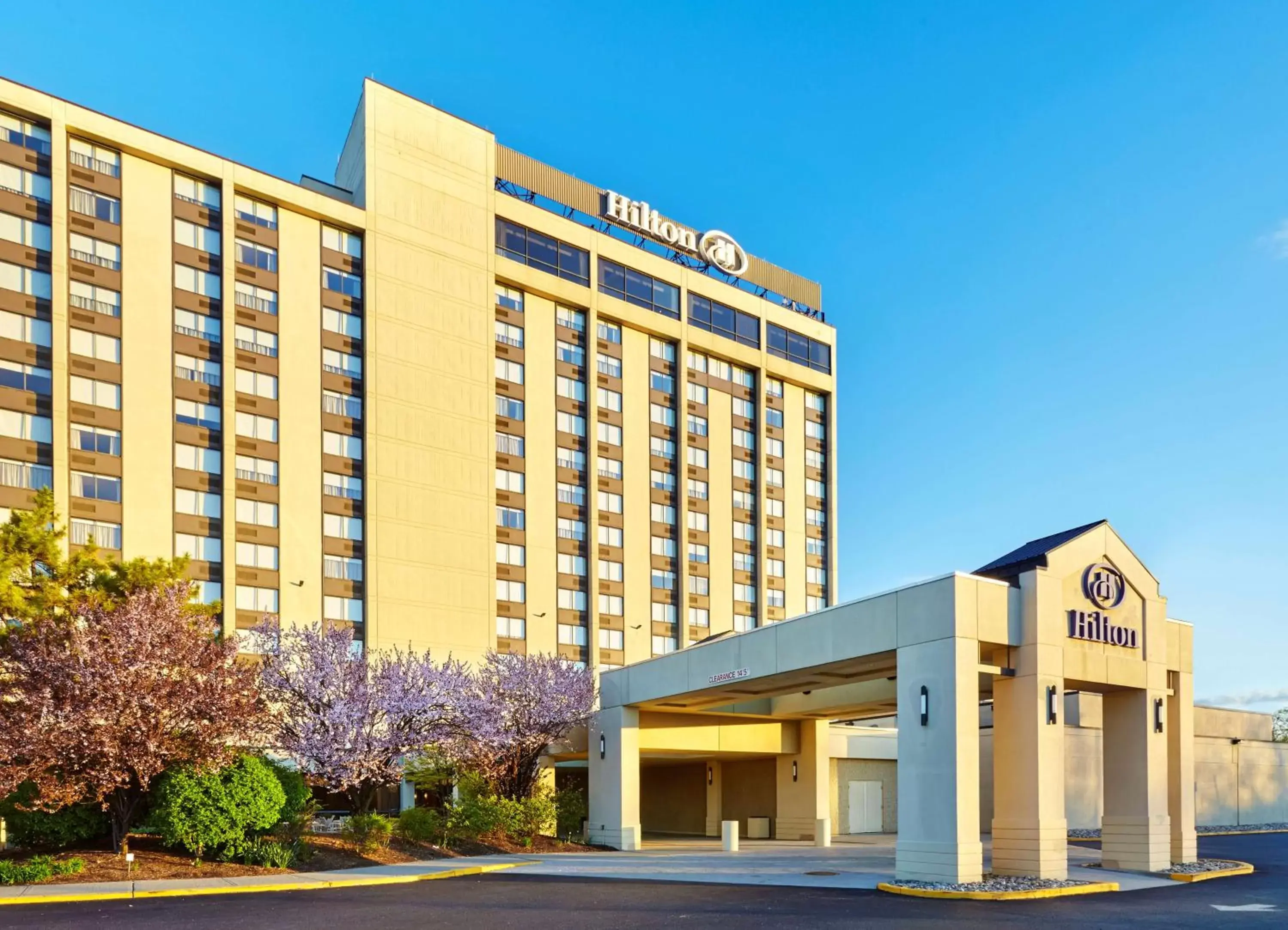 Property building in Hilton Hasbrouck Heights-Meadowlands Property building in Hilton Hasbrouck Heights-Meadowlands