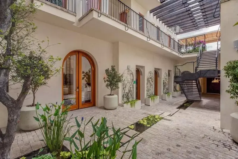 Inner courtyard view, Property Building in Cantera 1910 Hotel Boutique, Destination Hotel