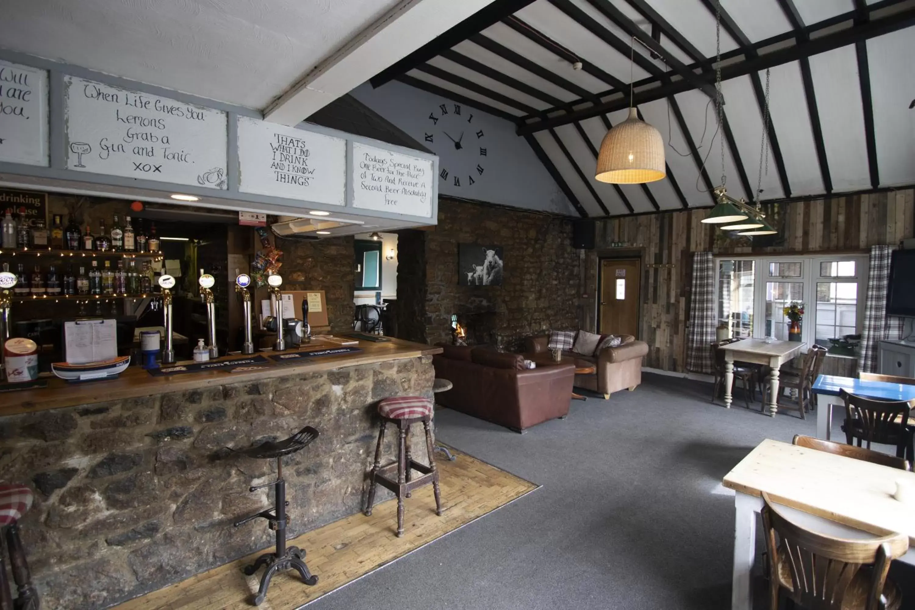 Lounge or bar, Lounge/Bar in parsonage farm inn