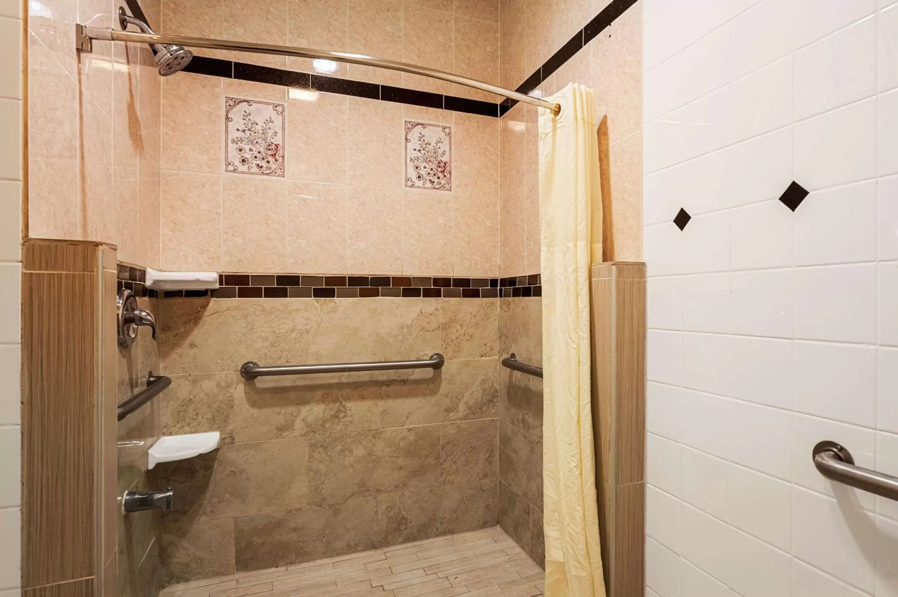 Bedroom in Quality Inn & Suites Houston Northwest - Cypress