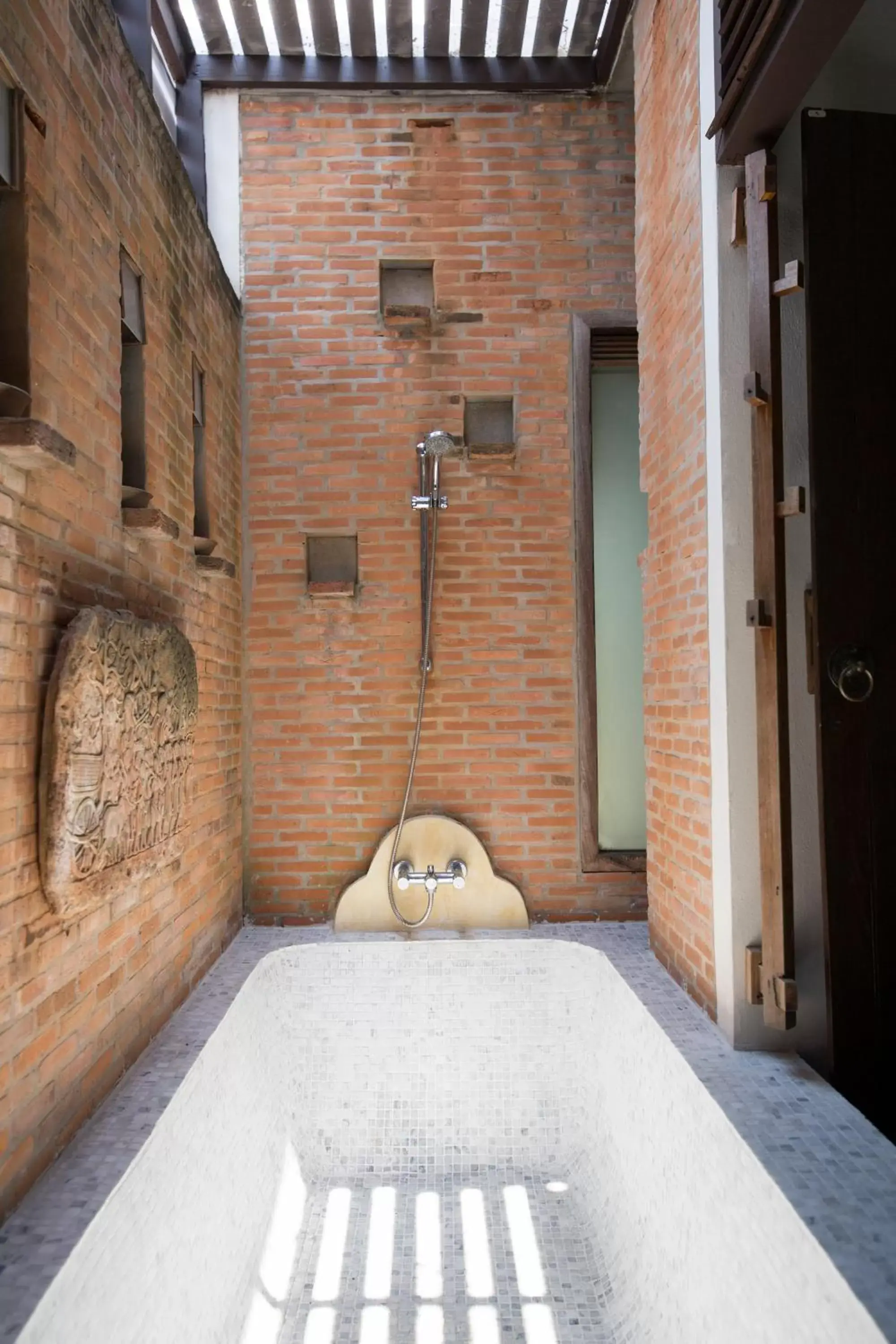 Property building in Tharaburi Resort Property building in Tharaburi Resort