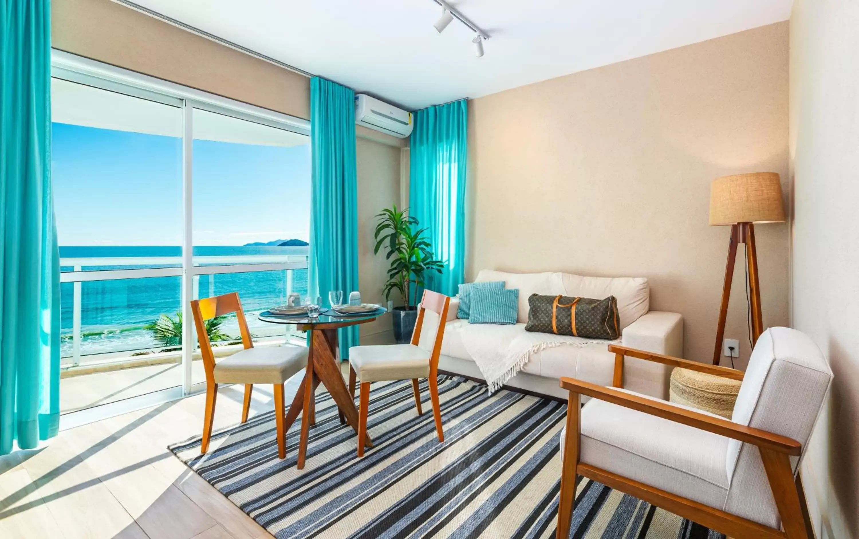 Queen Suite with Sea View in Palace Praia Hotel Queen Suite with Sea View in Palace Praia Hotel