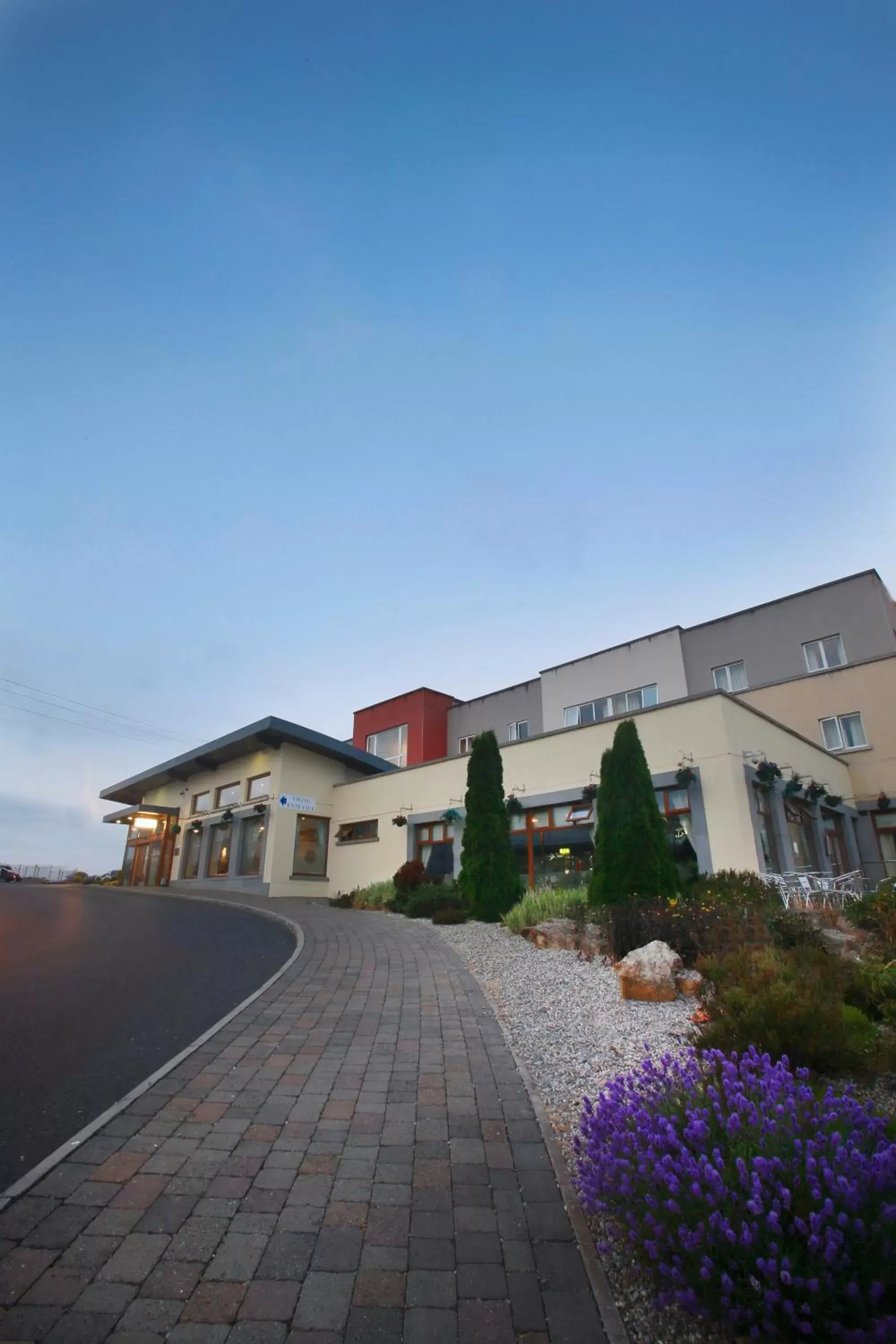 Facade/entrance, Property Building in Waterford Viking Hotel