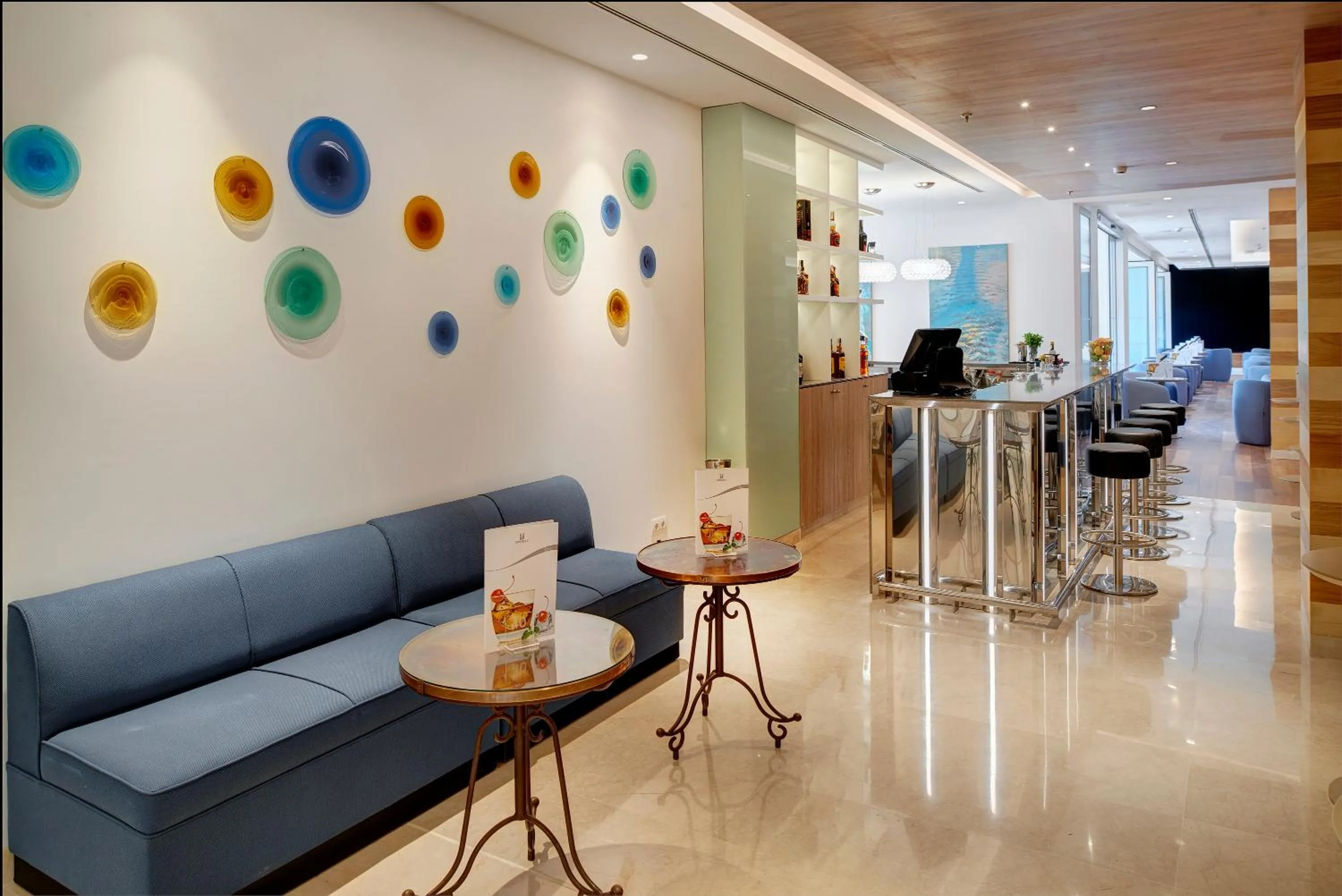 Lounge or bar in Hipotels Bahia Cala Millor - Adults Only