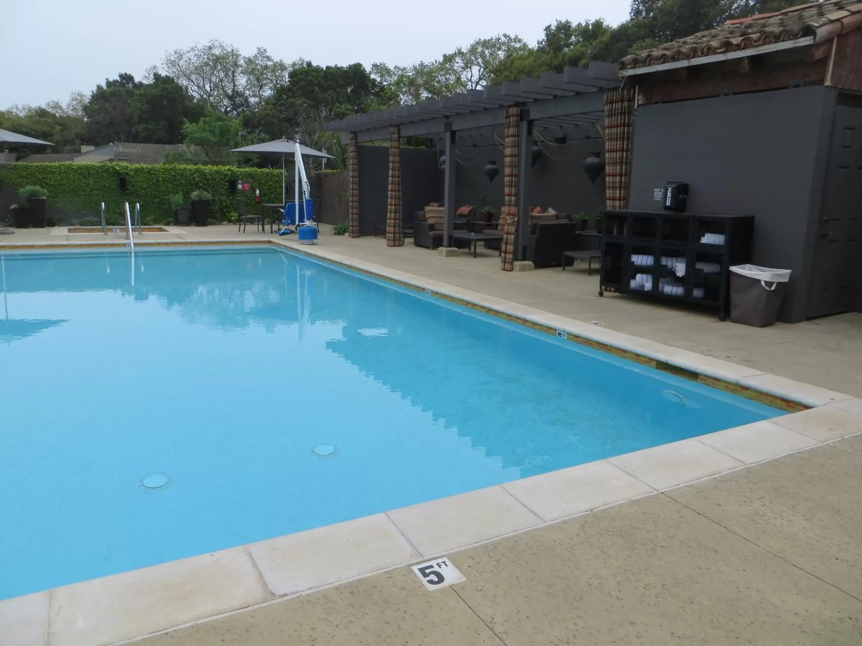 Property building, Swimming Pool in North Block Hotel