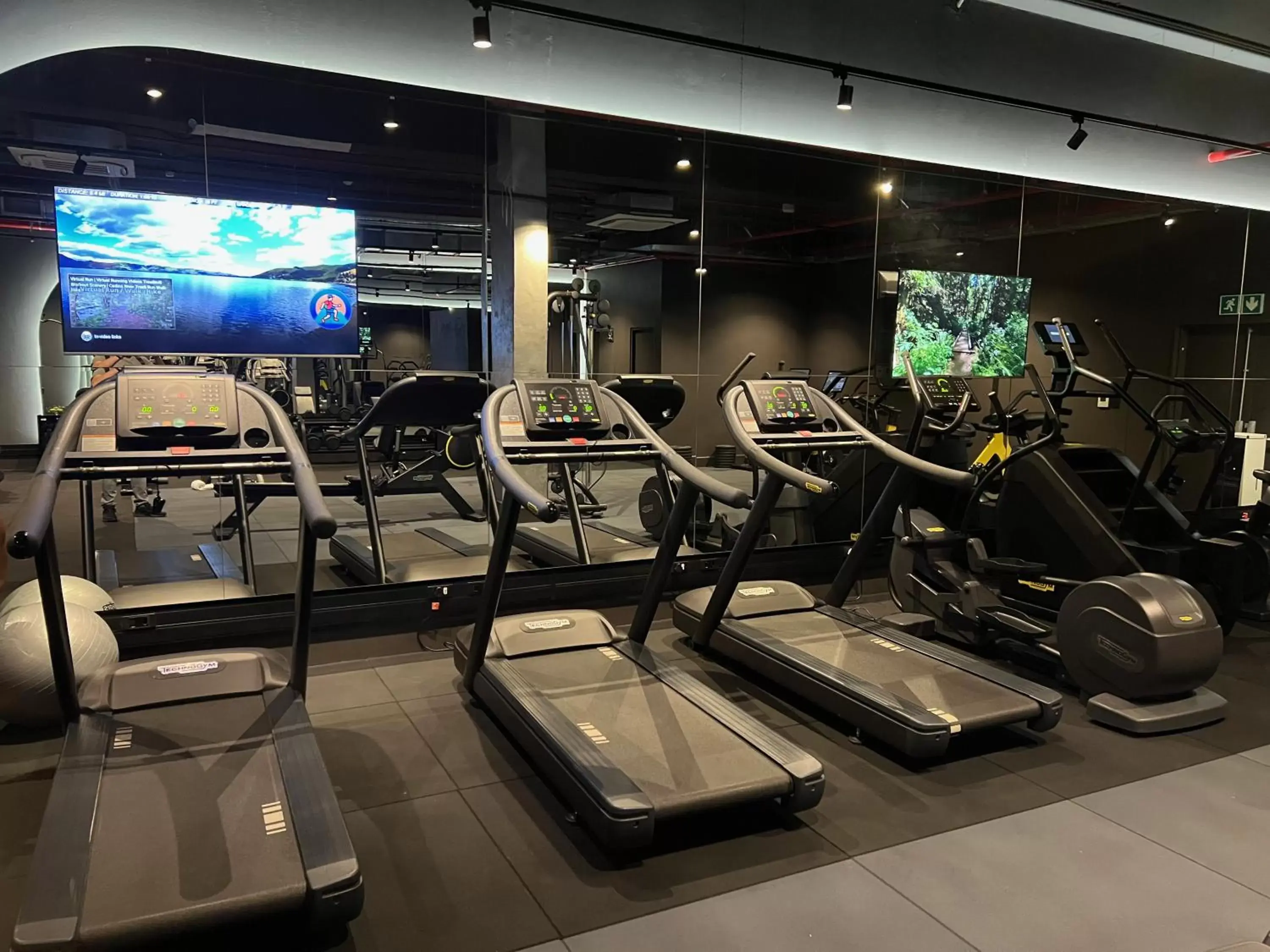 Fitness centre/facilities in The Rockefeller Hotel by NEWMARK Fitness centre/facilities in The Rockefeller Hotel by NEWMARK