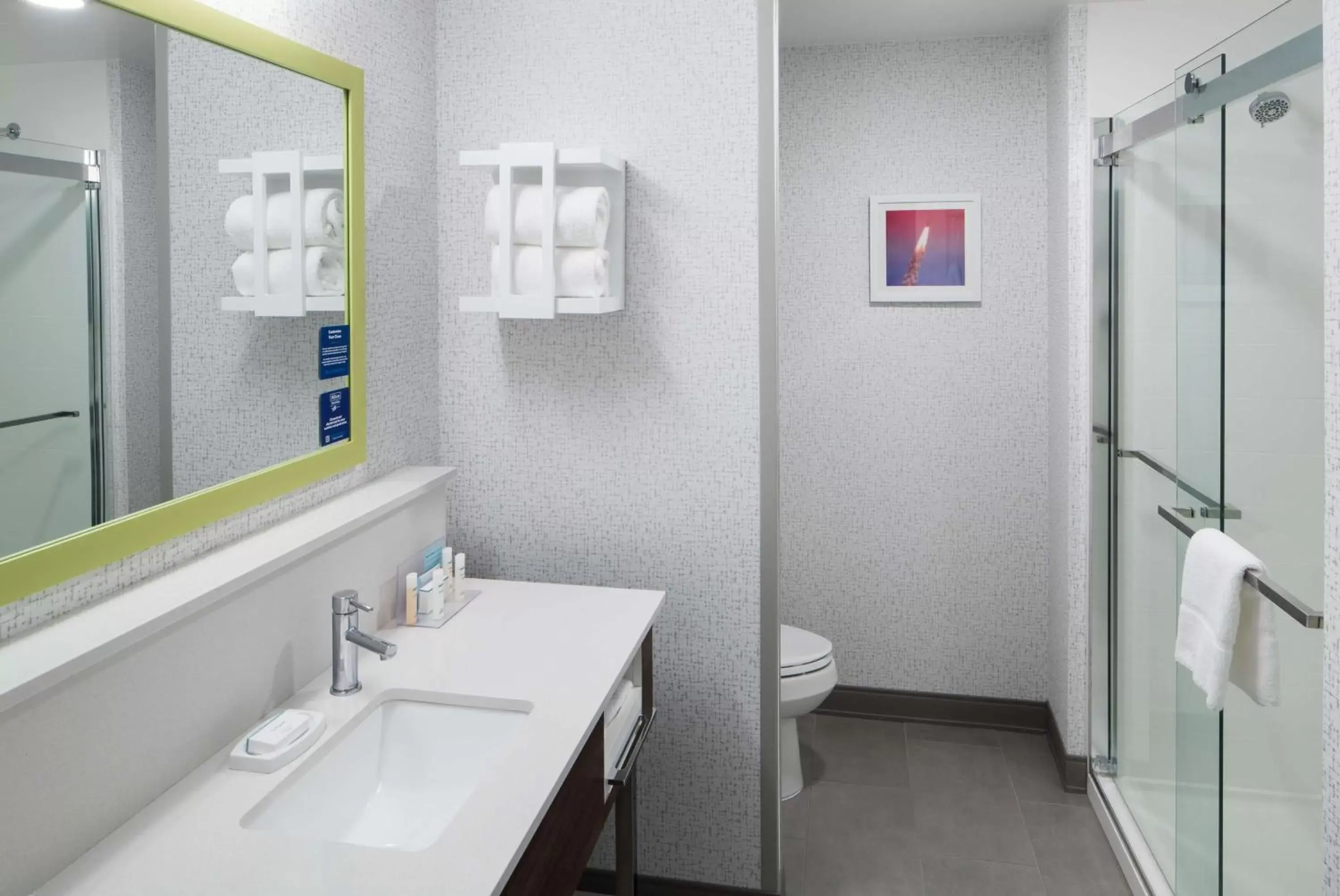 Bathroom in Hampton Inn & Suites Cape Canaveral Cruise Port, Fl Bathroom in Hampton Inn & Suites Cape Canaveral Cruise Port, Fl