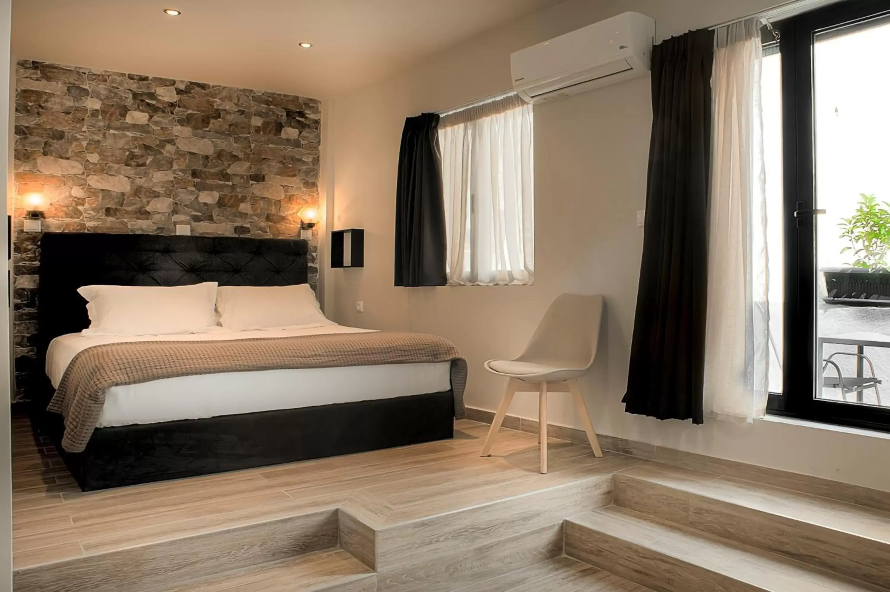 Bedroom, Bed in Pallada Athens boutique rooms & apartments
