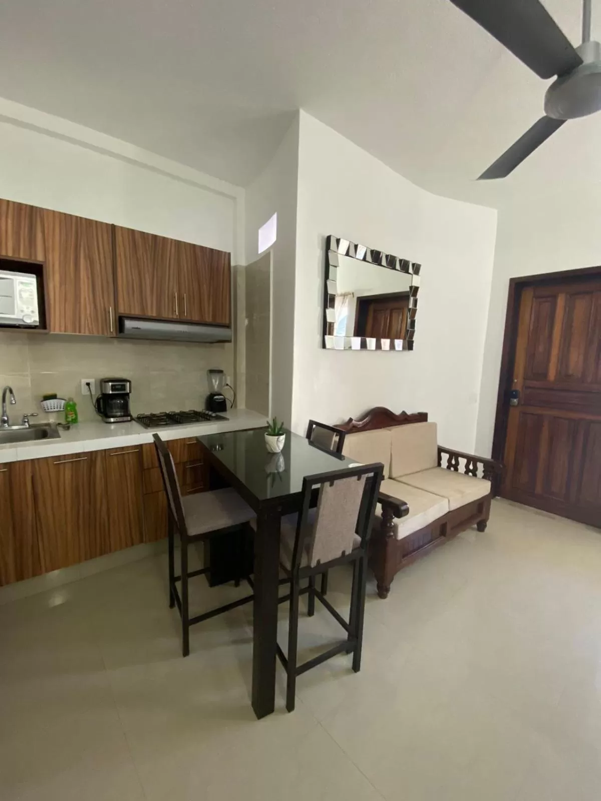 Kitchen or kitchenette, Kitchen/Kitchenette in Suites Ximajo