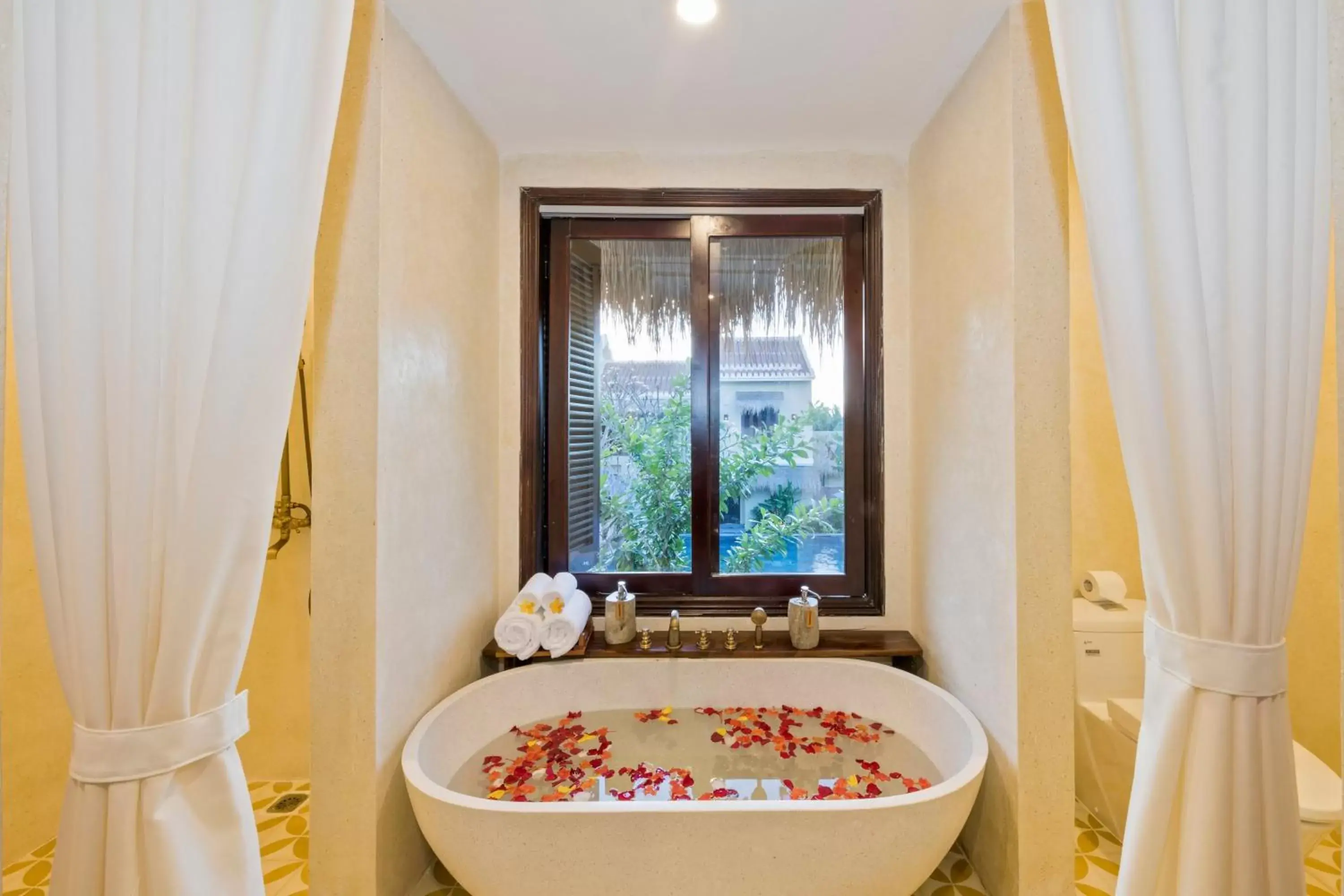 Bathroom in Zest Villas & Spa Hoi An