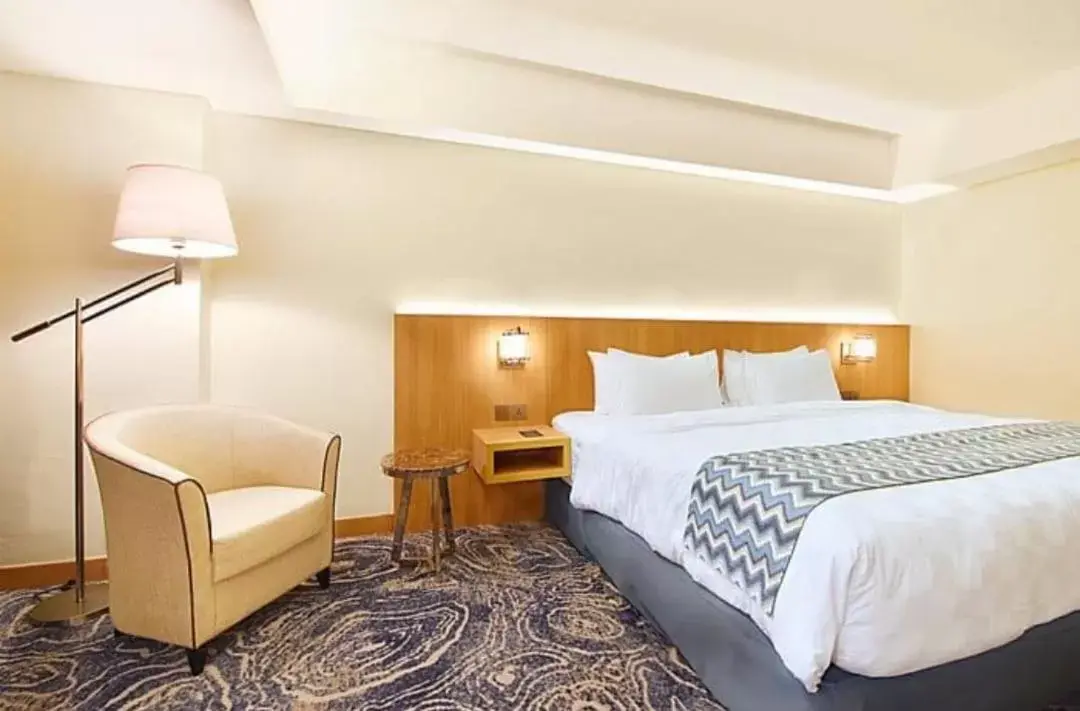 Bed in Louis Kienne Hotel Simpang Lima