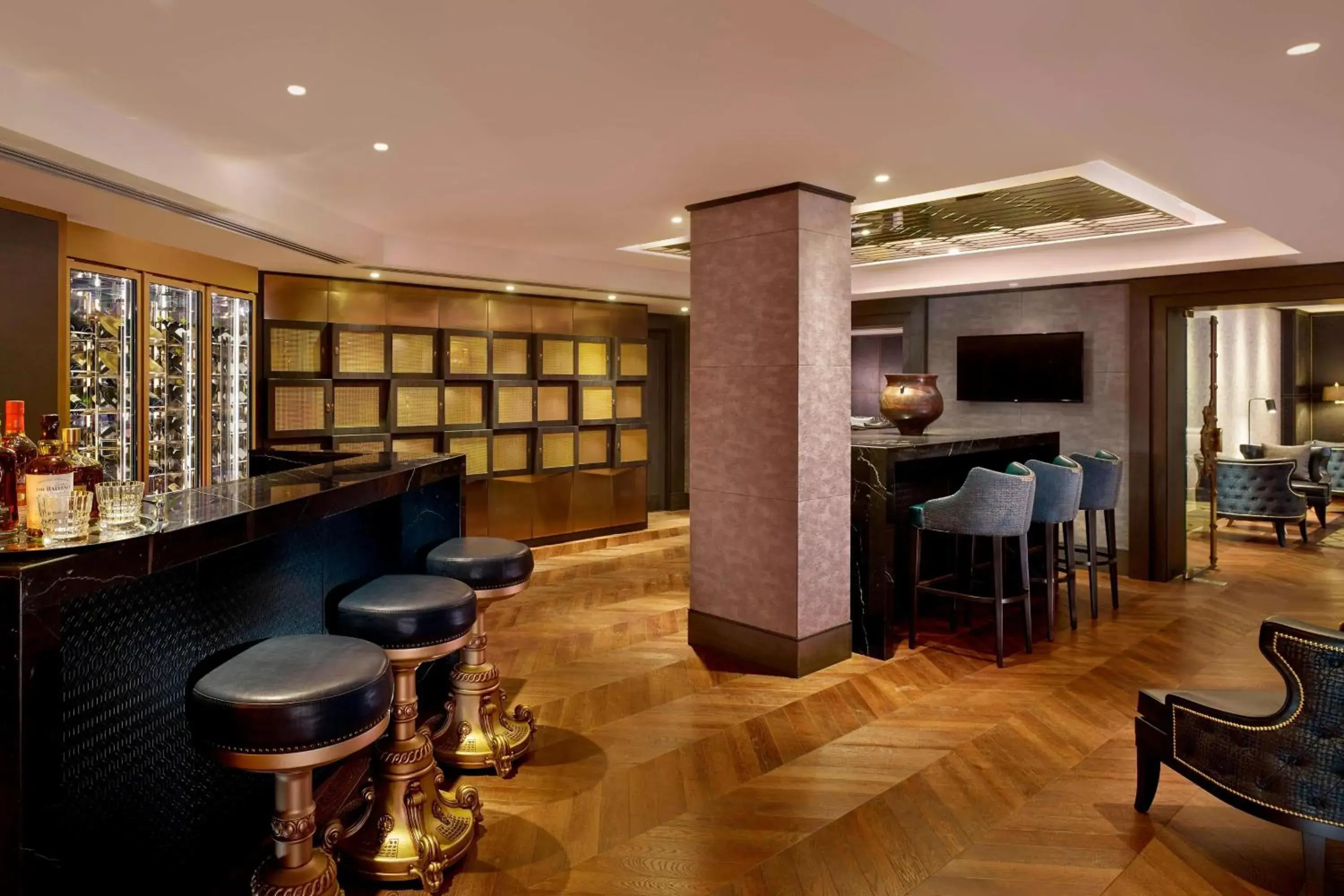 Lounge or bar, Lounge/Bar in The Alexander, a Luxury Collection Hotel, Yerevan