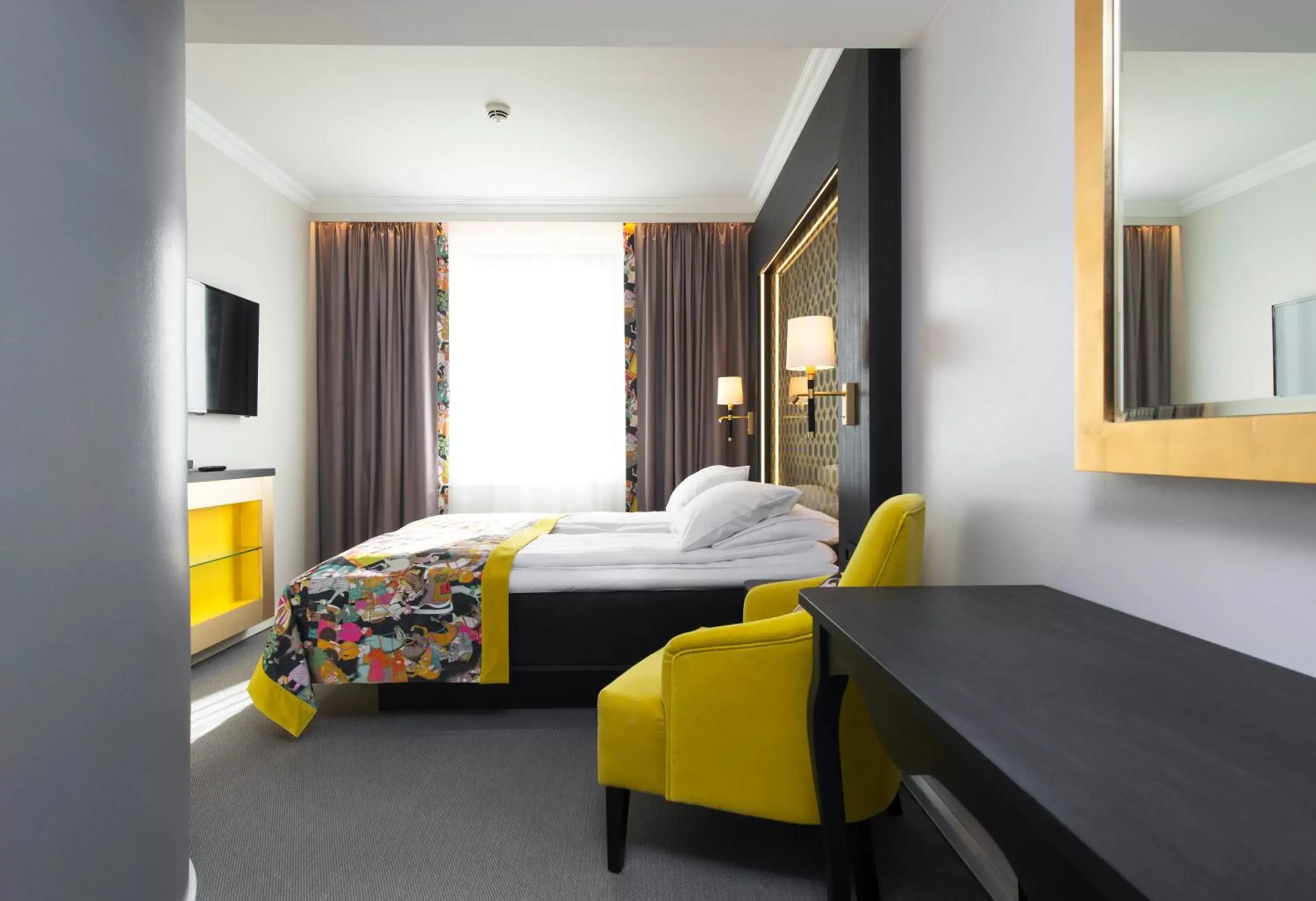 Bedroom, Bed in Thon Hotel Rosenkrantz Oslo Bedroom, Bed in Thon Hotel Rosenkrantz Oslo