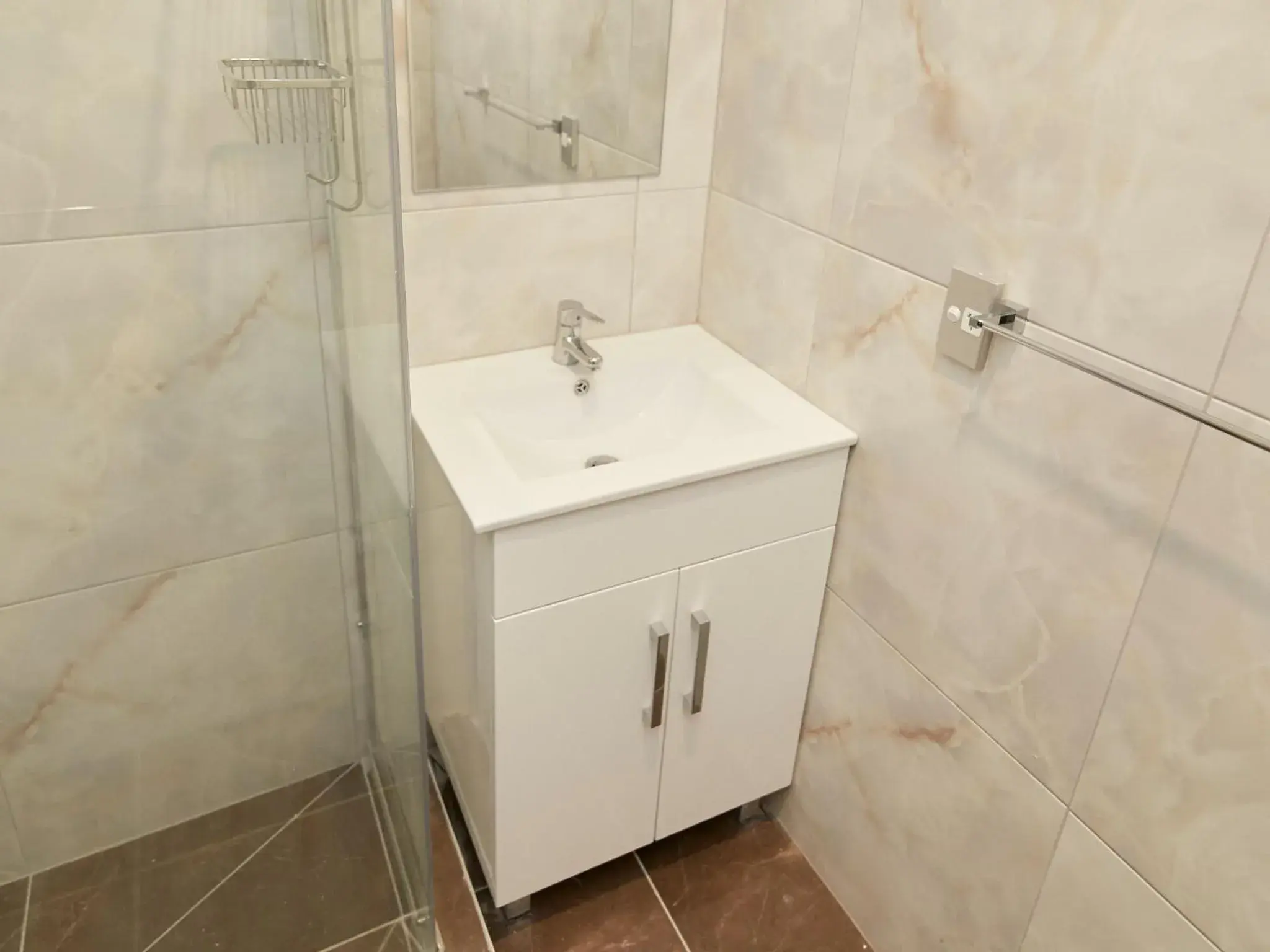 Bathroom in Three Palms Lodge