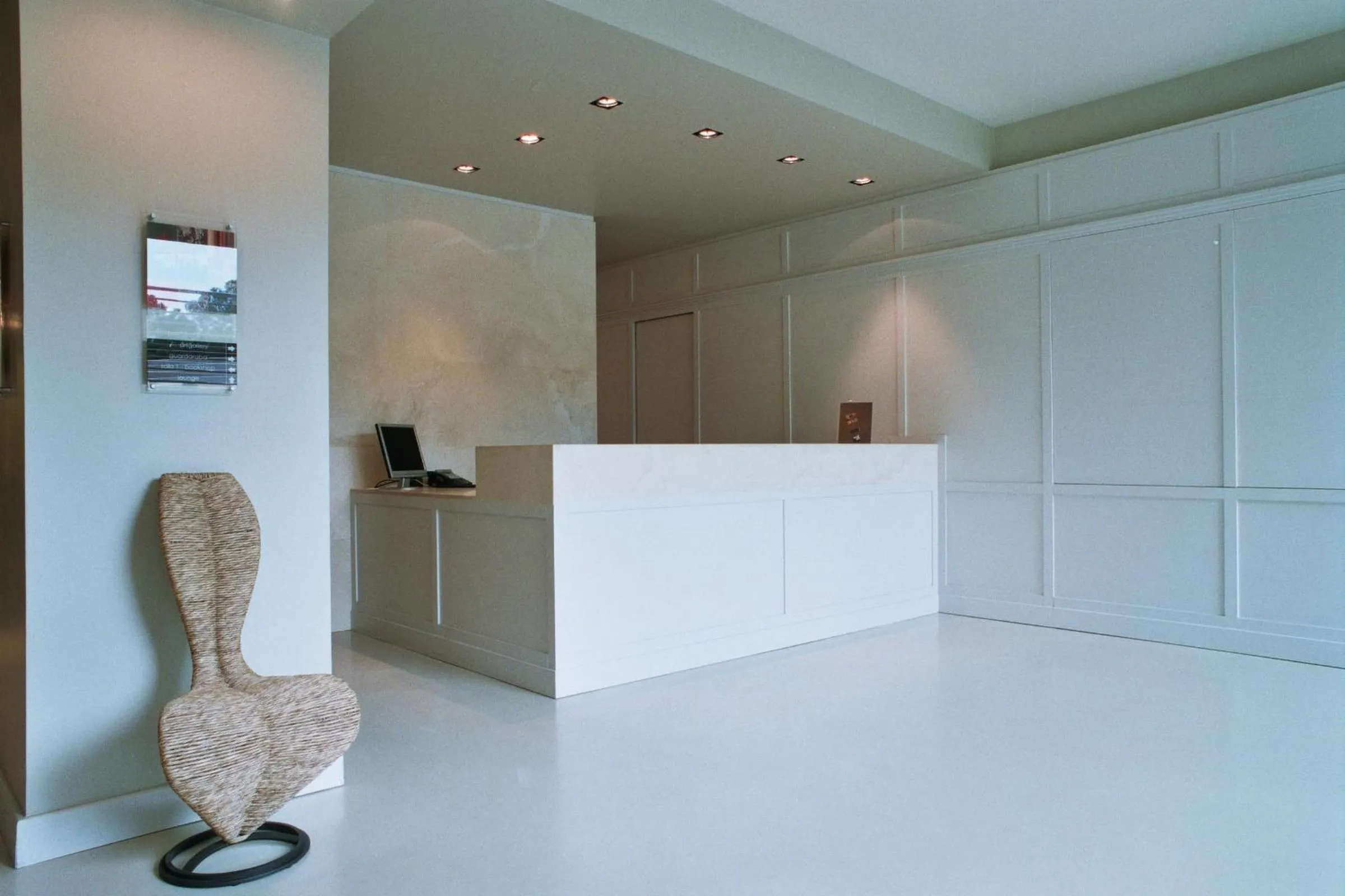 Lobby or reception in Wall Art Hotel & Residence