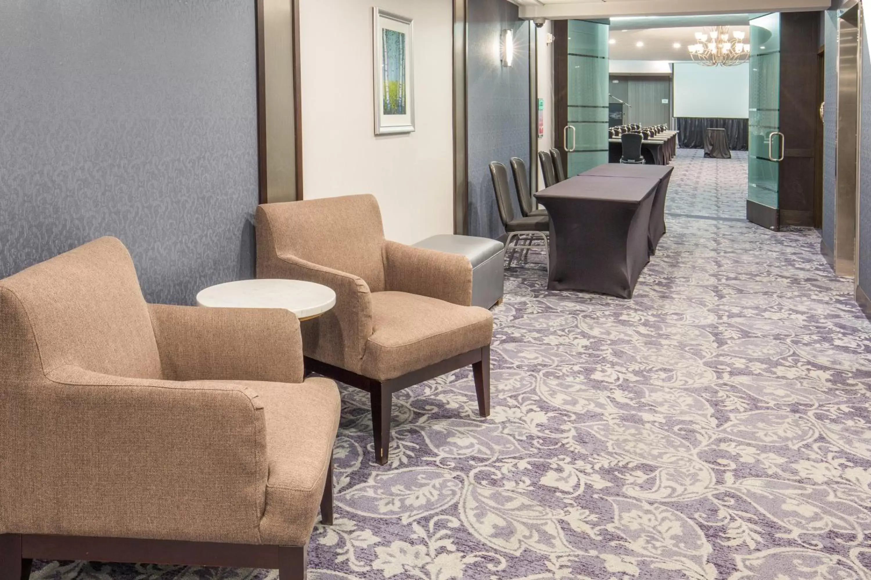 Meeting/conference room, Seating Area in Crowne Plaza Seattle Airport, an IHG Hotel