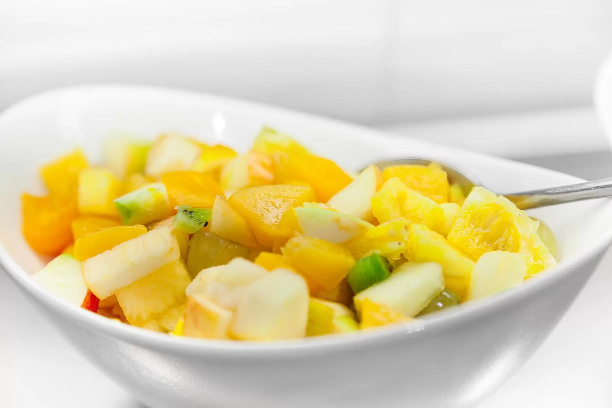 Buffet breakfast in Hotel Aviv Dresden