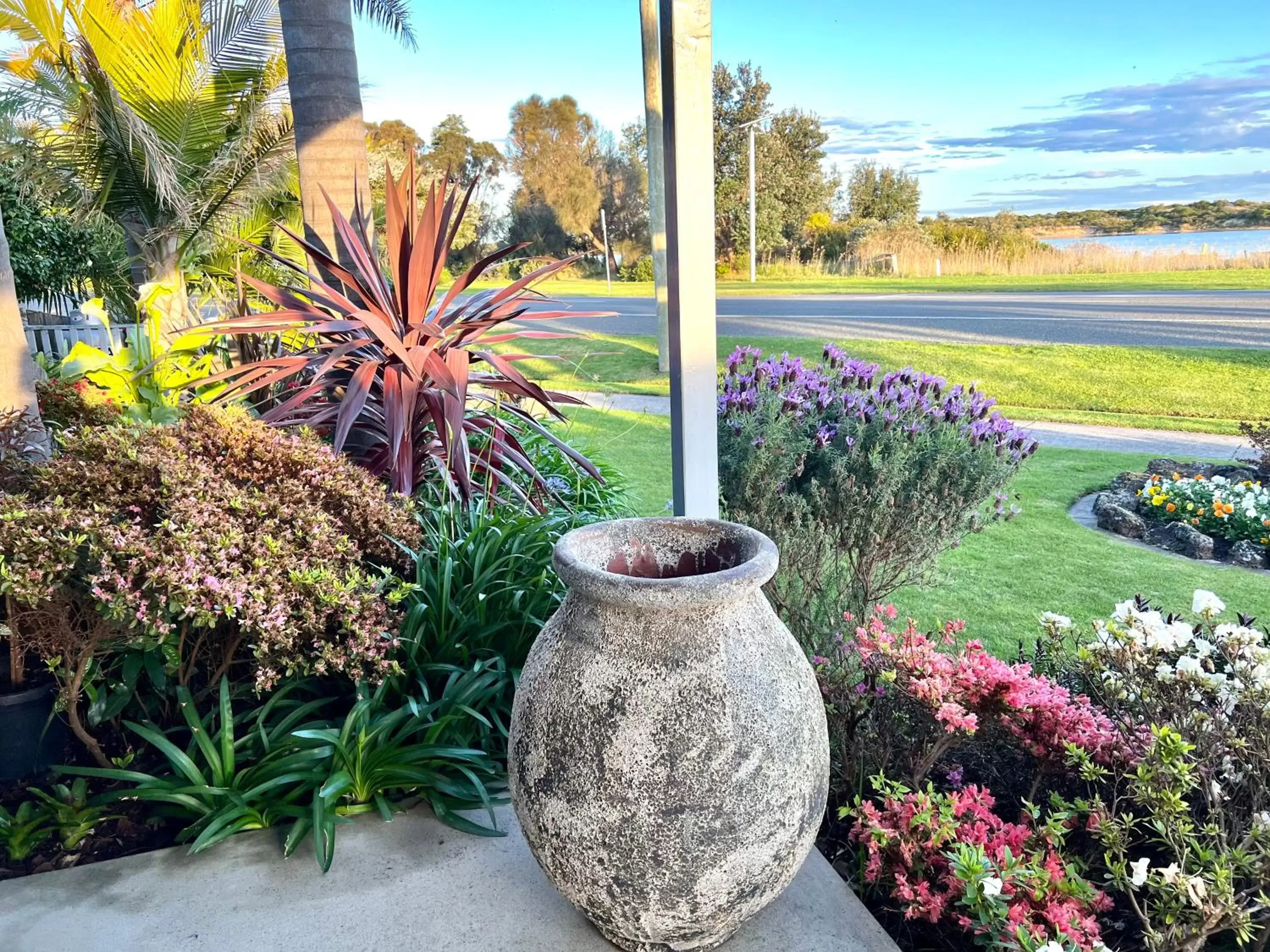 Garden in Coastal Waters Motor Inn