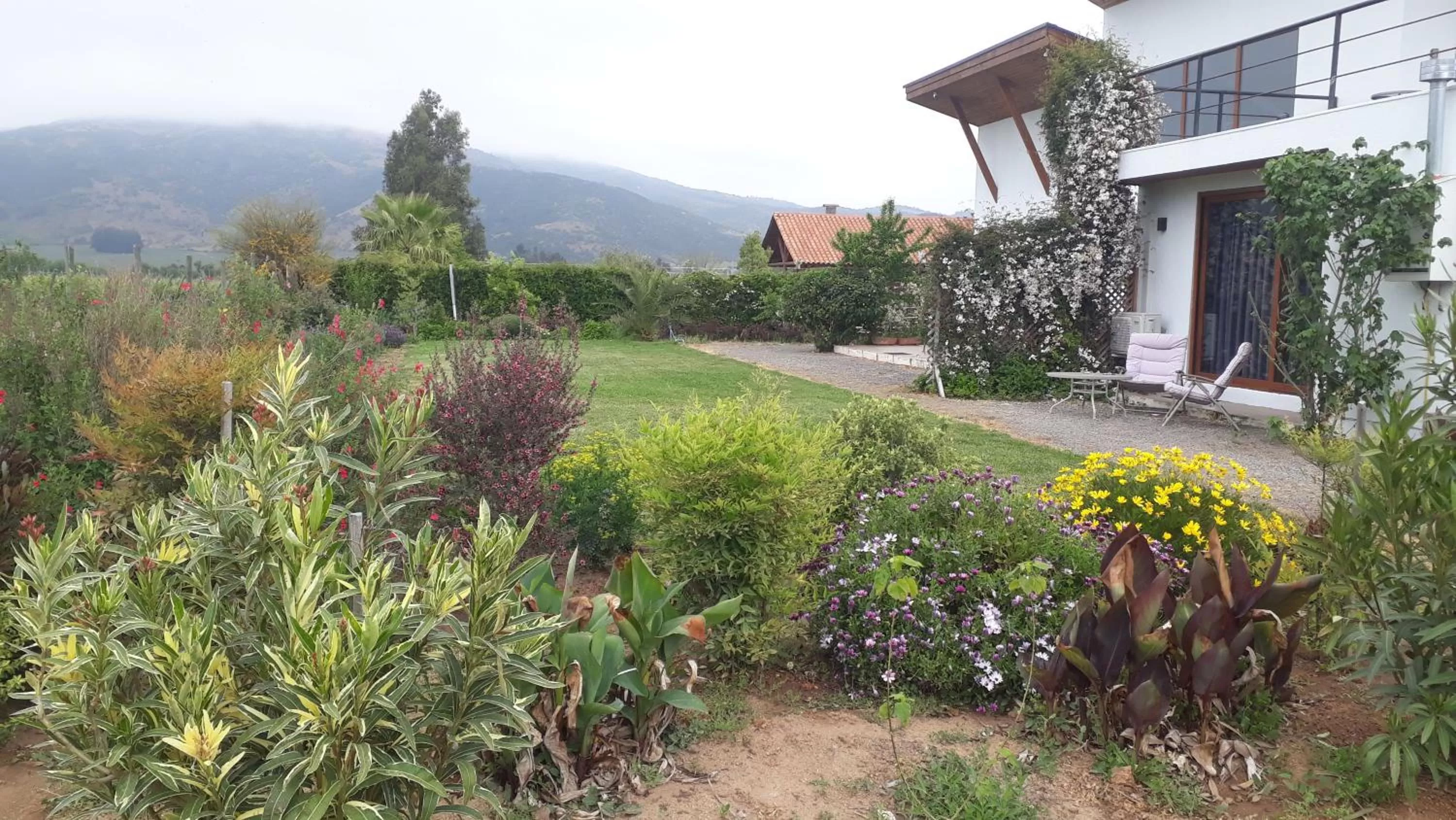 Garden in Callihue Lodge