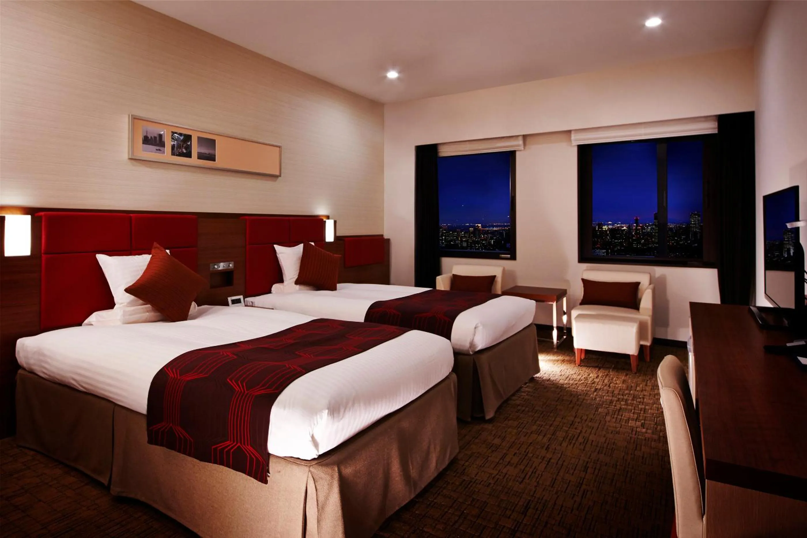 Spring, Bed in HOTEL MYSTAYS Haneda