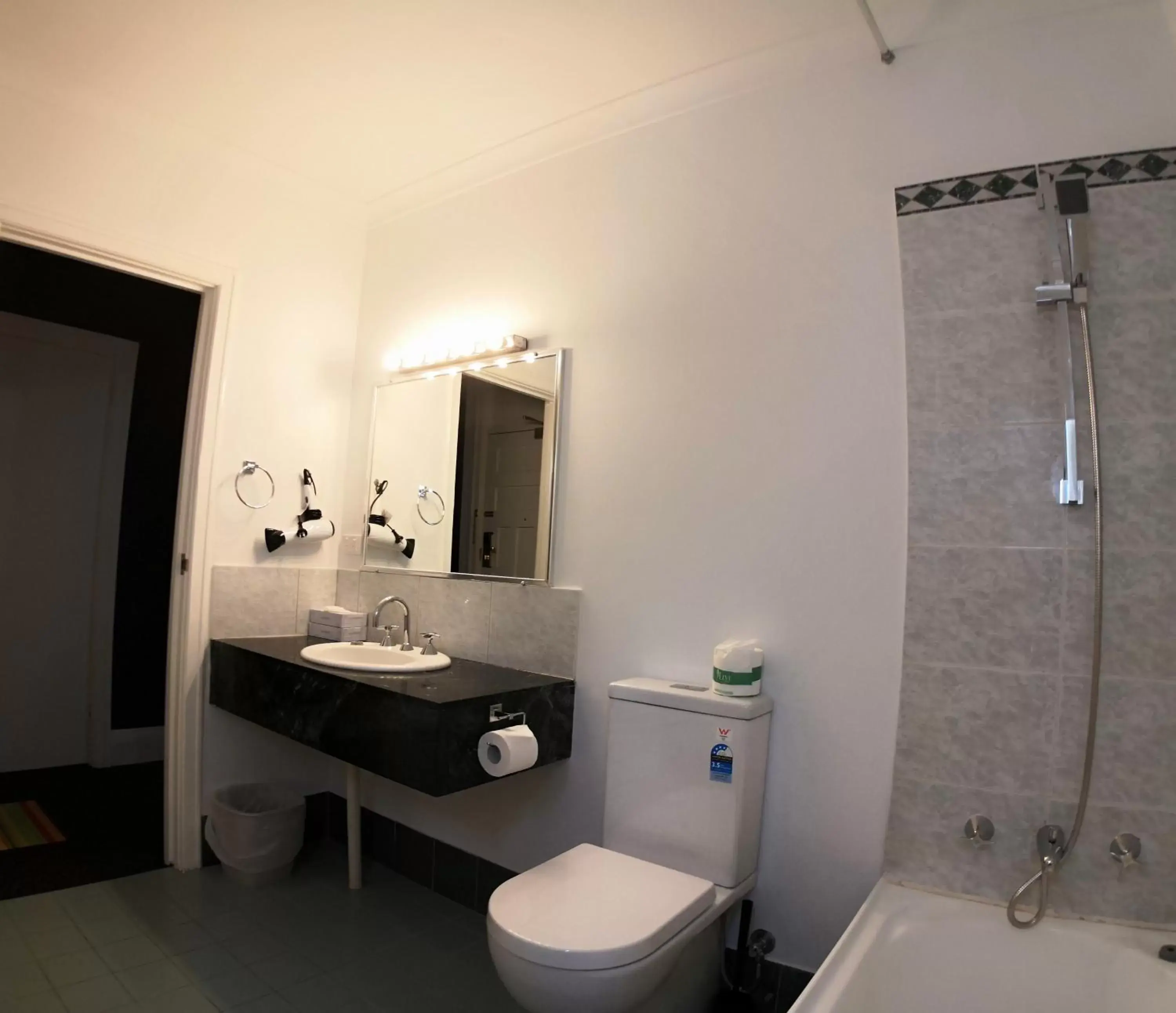 Toilet, Bathroom in Criterion Hotel Perth