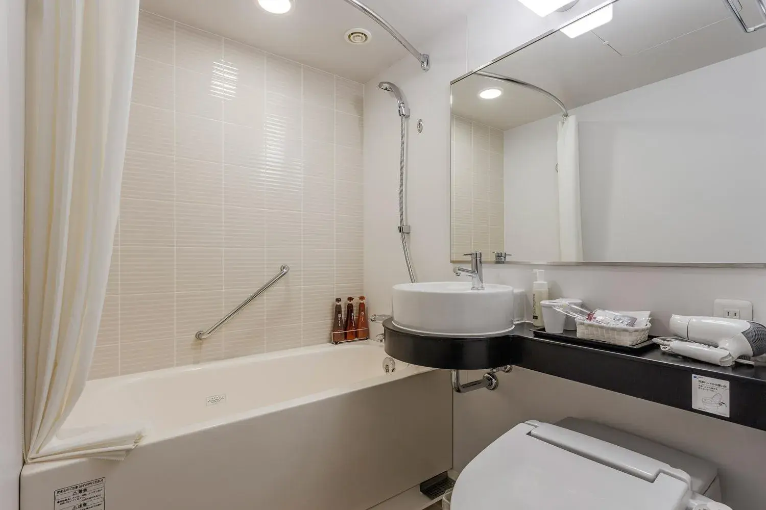 Bathroom in Mitsui Garden Hotel Shiodome Italia-Gai
