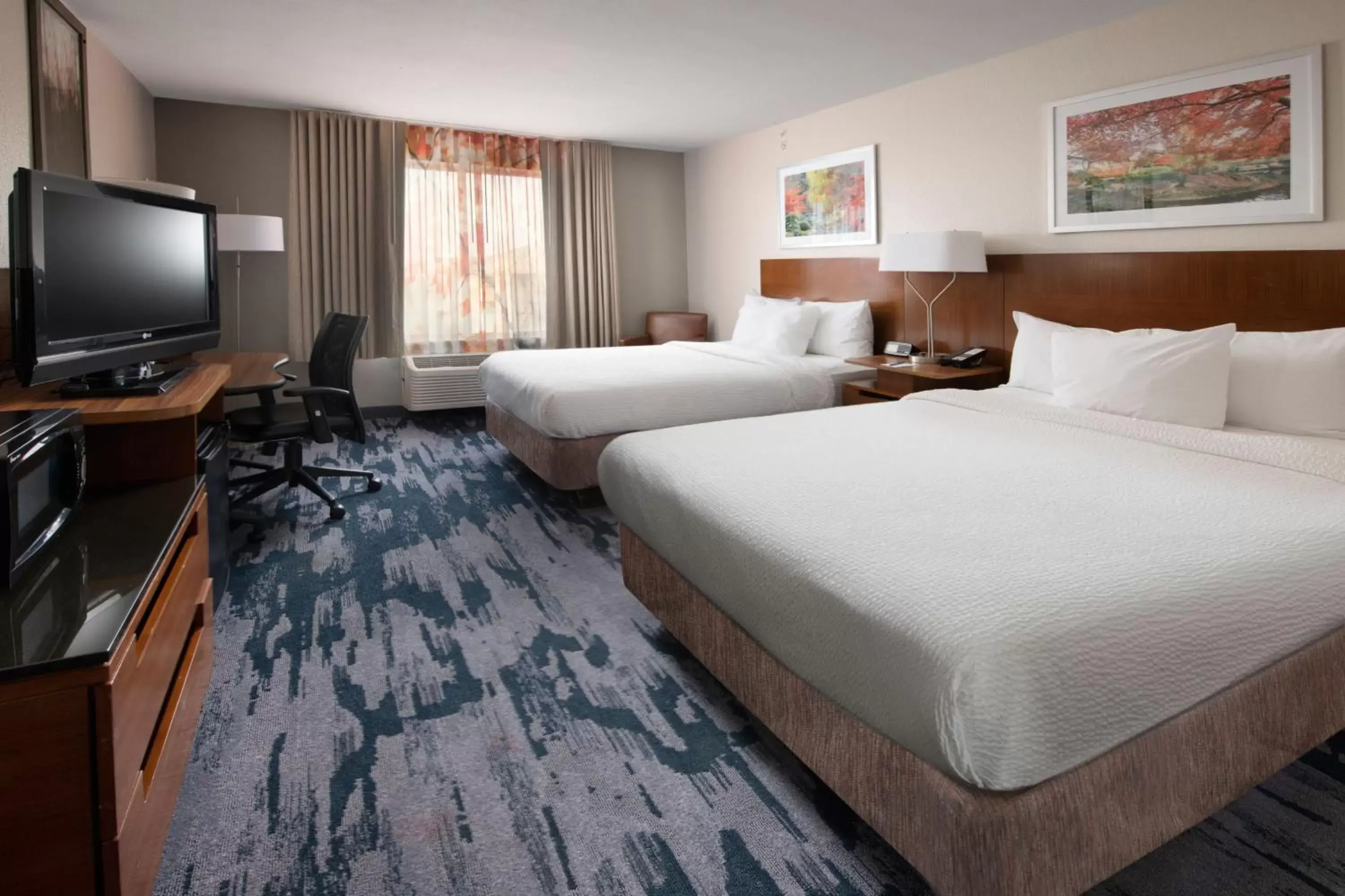 Photo of the whole room, Bed in Fairfield by Marriott Inn & Suites Fossil Creek