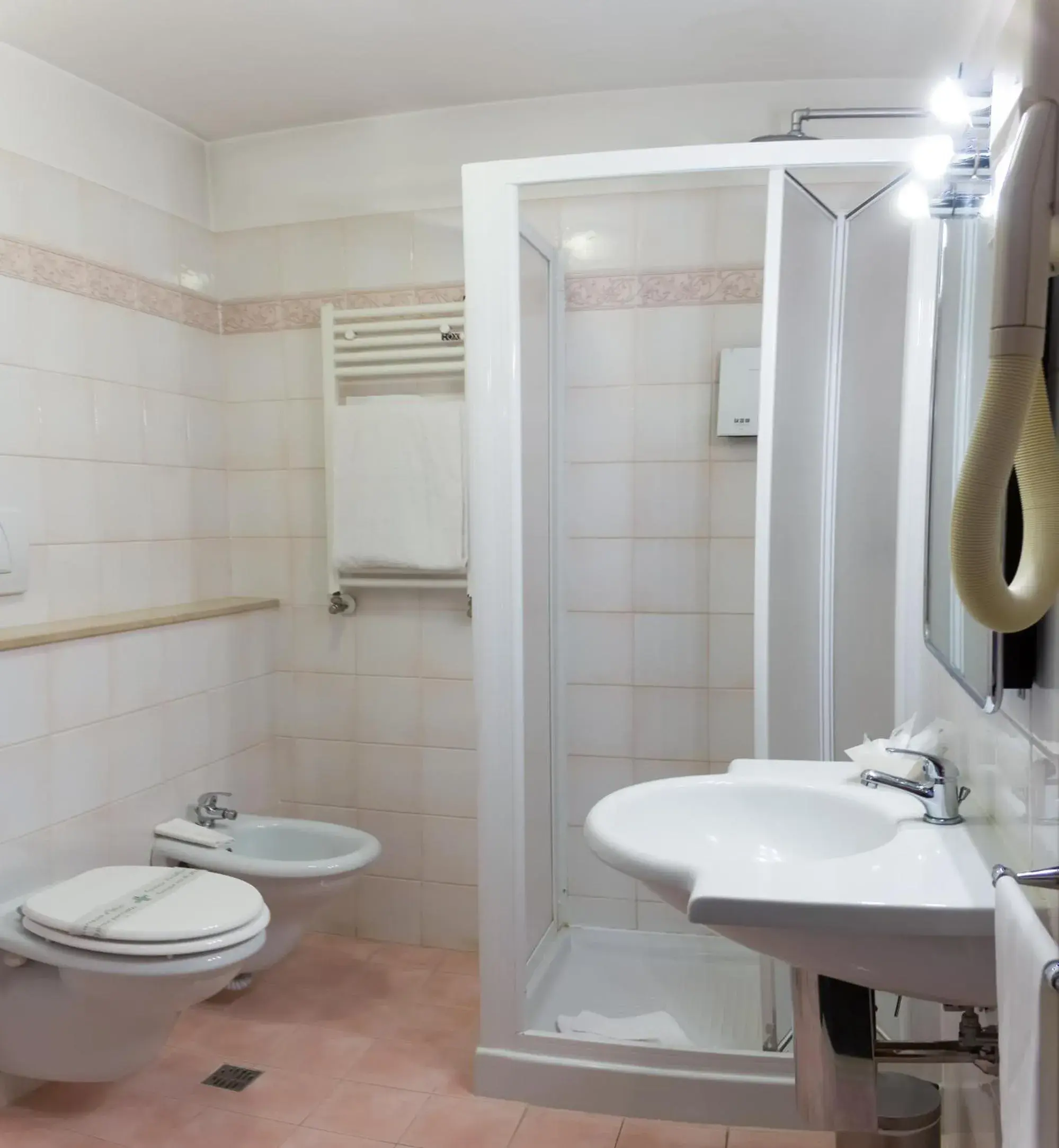 Toilet, Bathroom in Hotel Excel Roma Ciampino