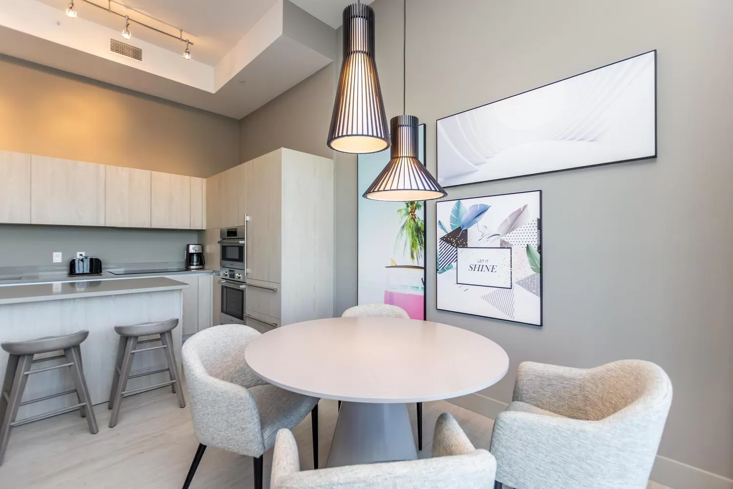 Deluxe Apartment in Amazing Apartments At H Beach House