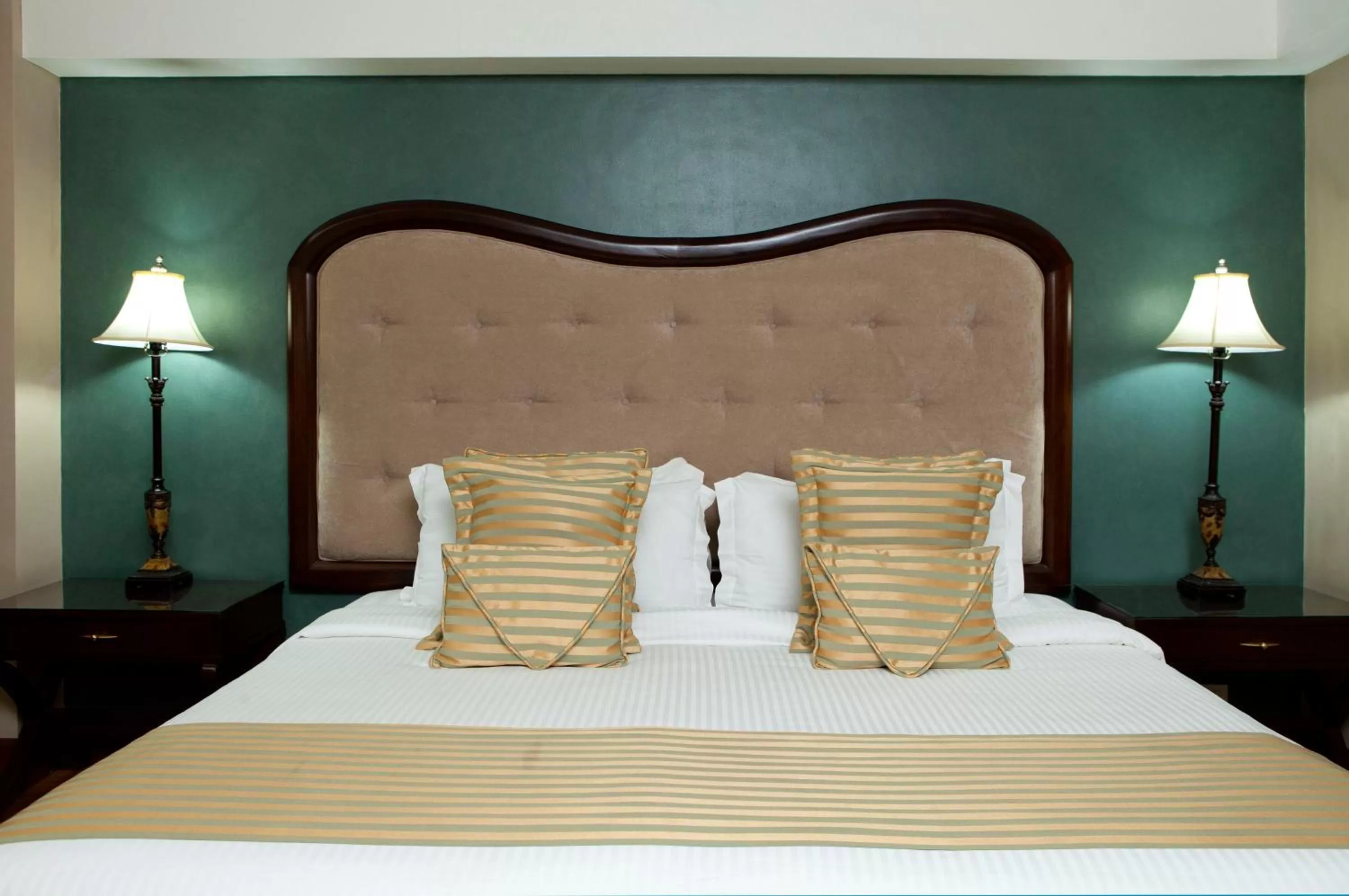 Deluxe Double or Twin Room in Hotel Celeste Makati